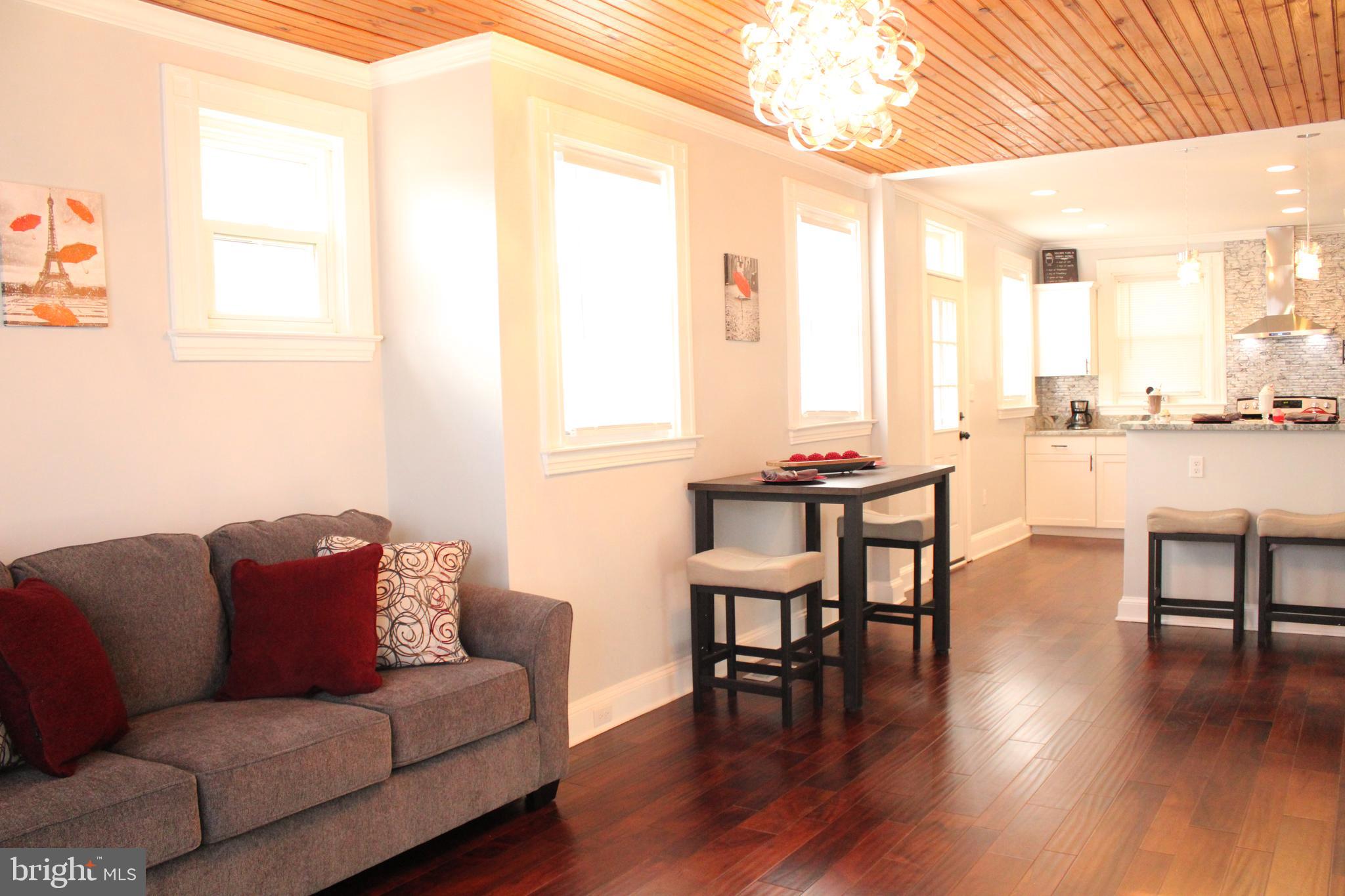 CROSS COUNTRY - Residential