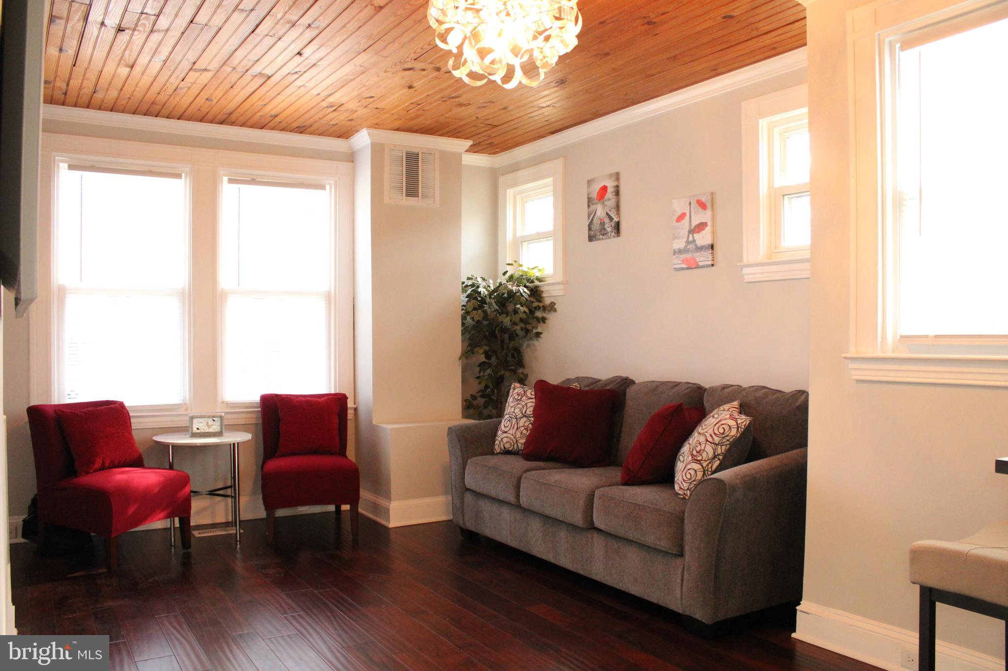 CROSS COUNTRY - Residential