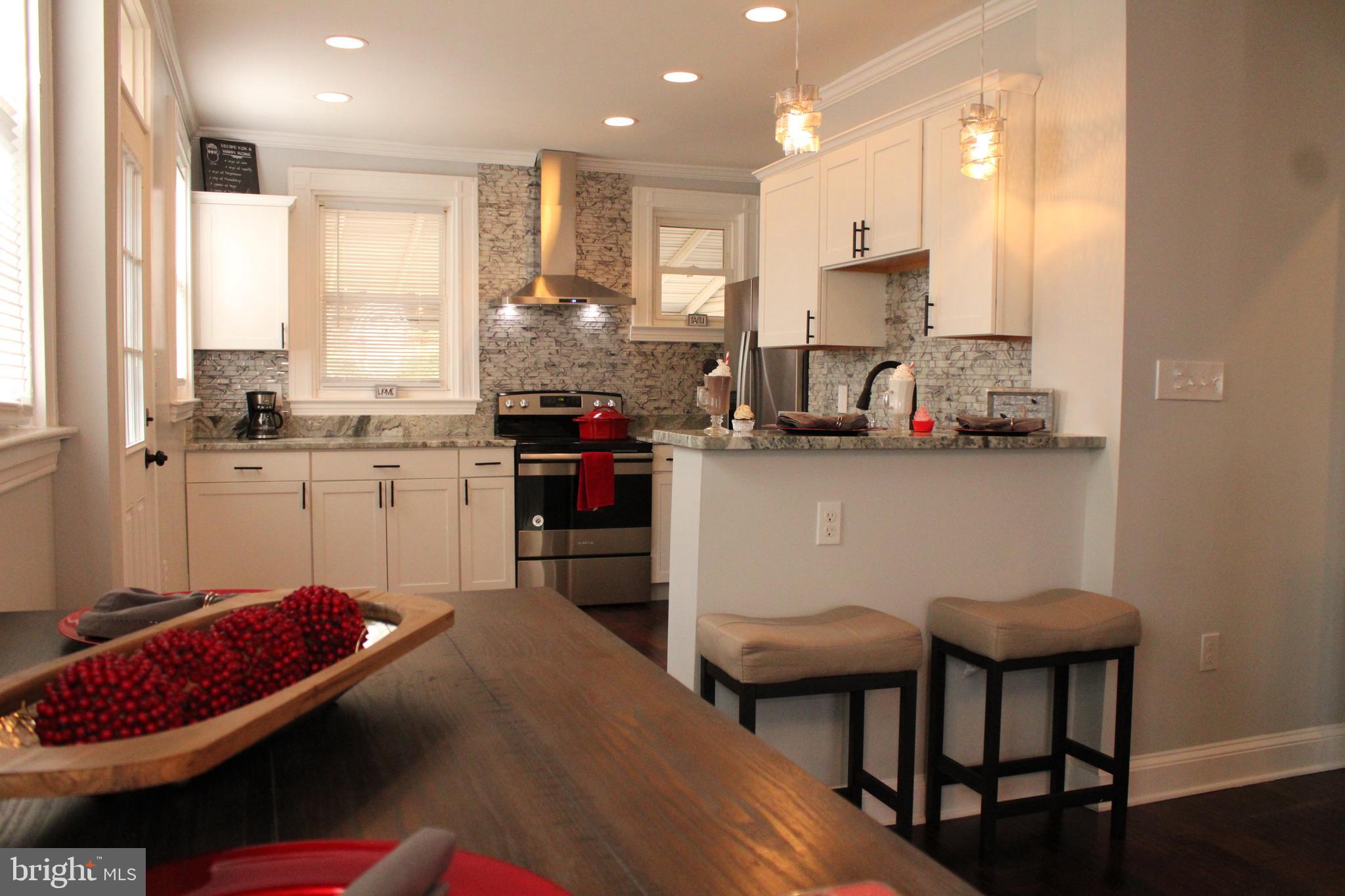 CROSS COUNTRY - Residential