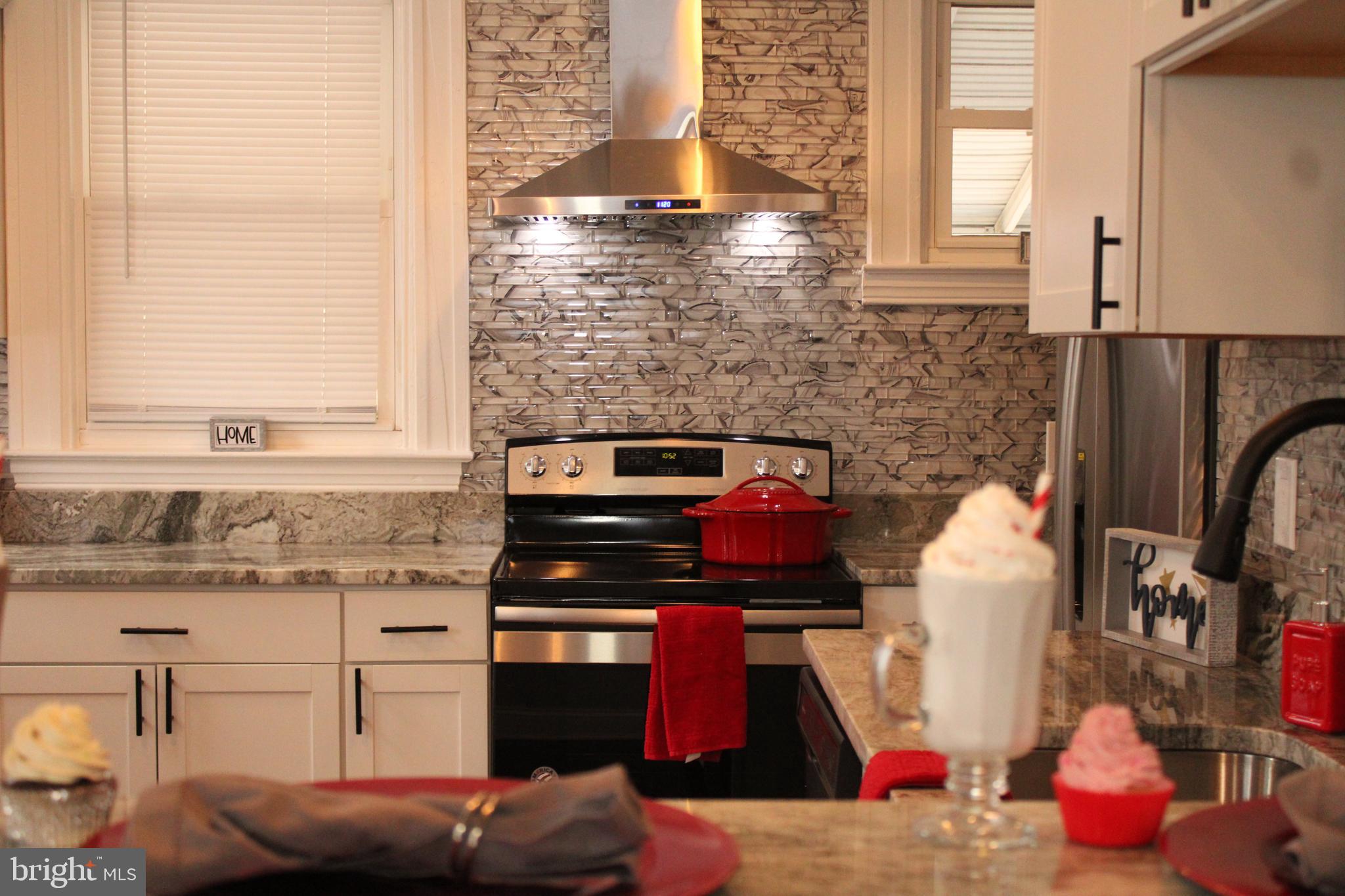 CROSS COUNTRY - Residential