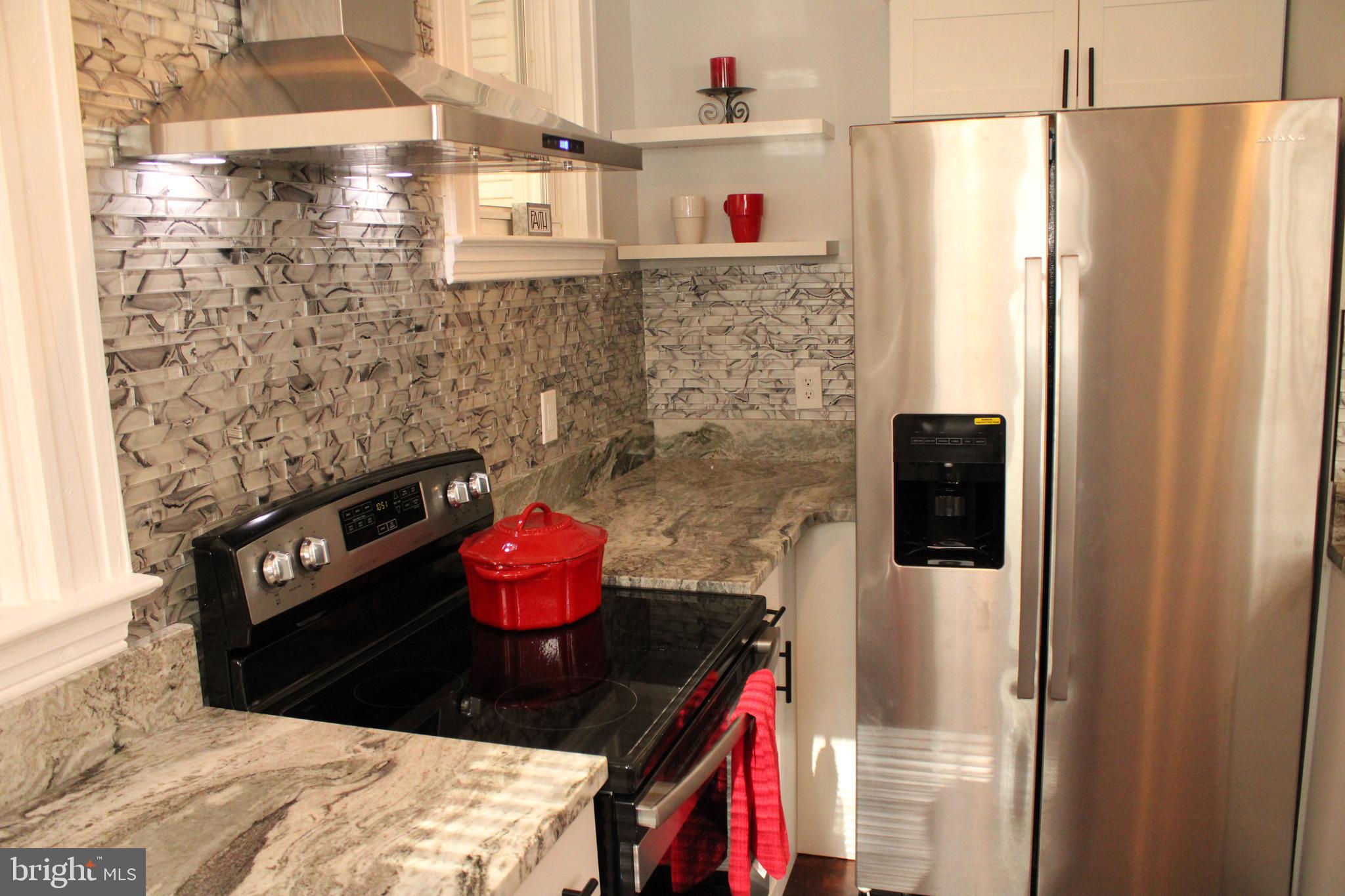 CROSS COUNTRY - Residential