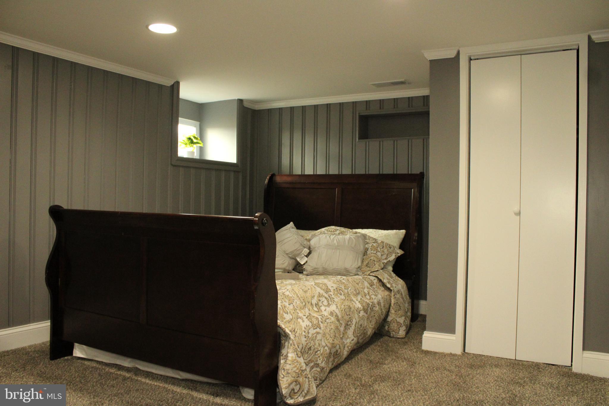 CROSS COUNTRY - Residential