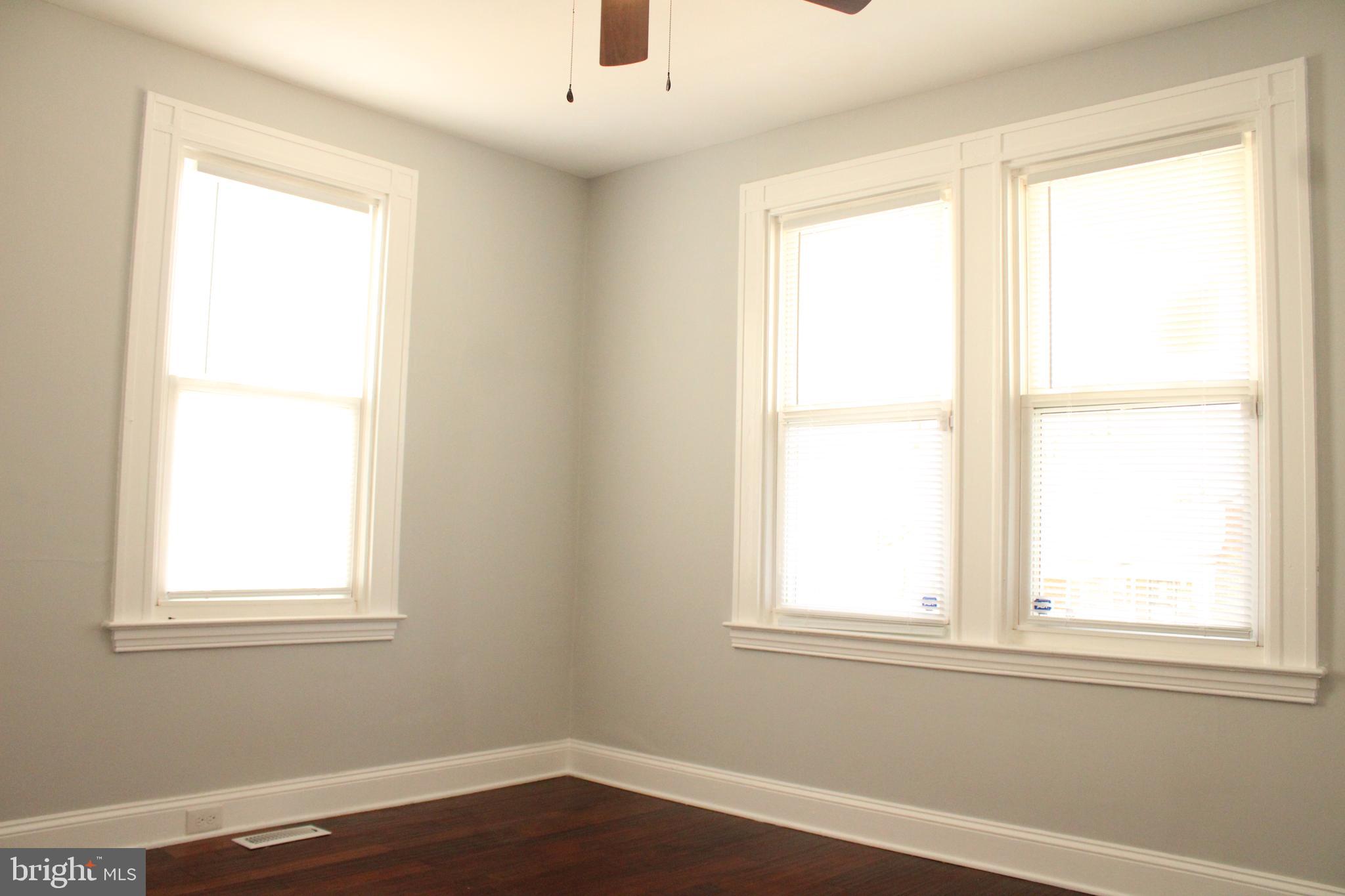 CROSS COUNTRY - Residential