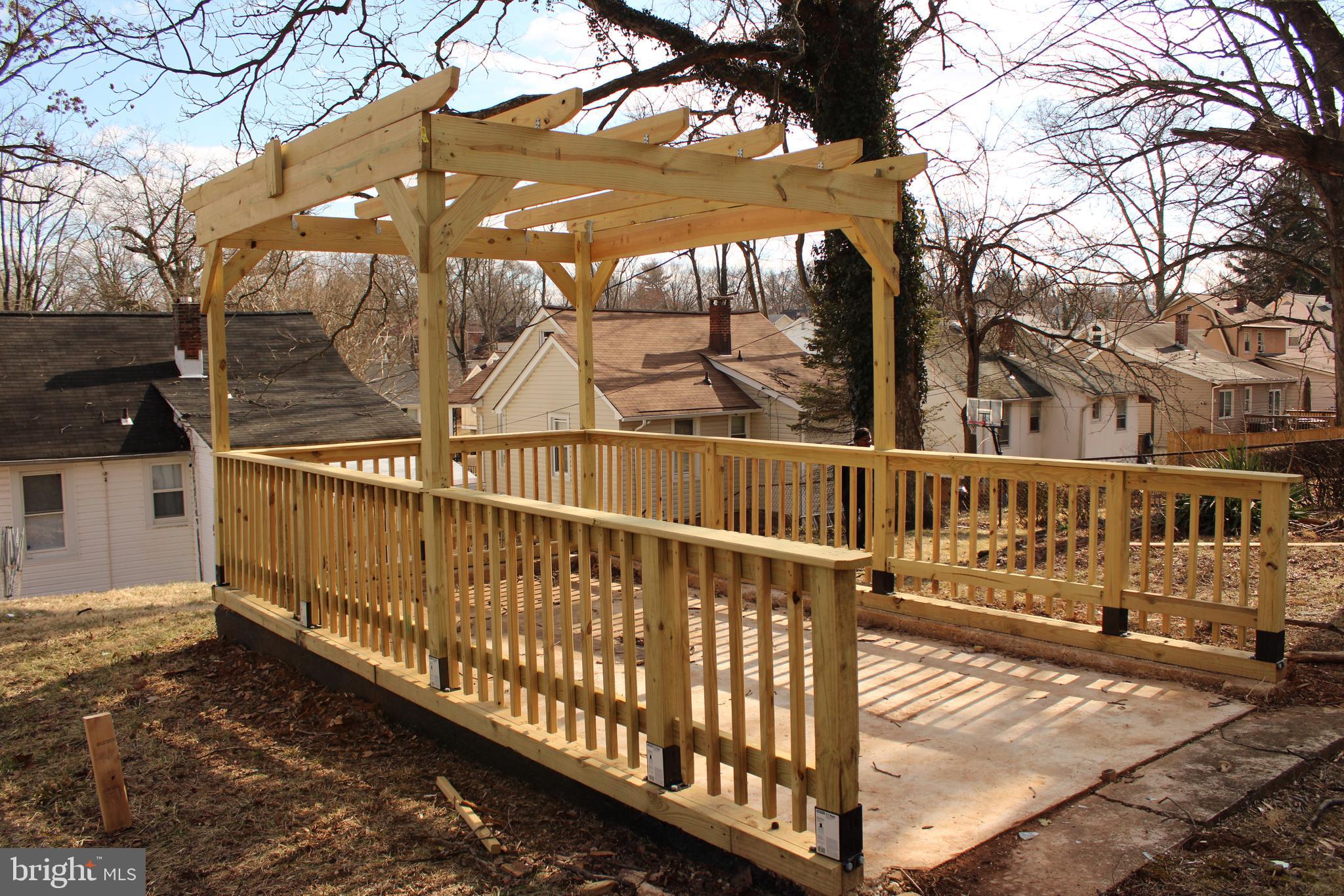 CROSS COUNTRY - Residential