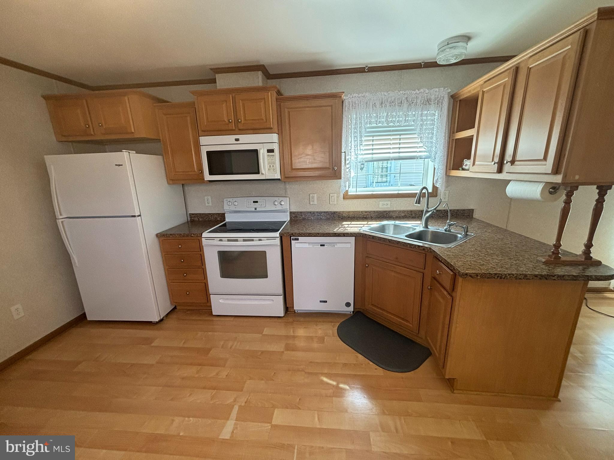 PENN COURT MHP - Residential