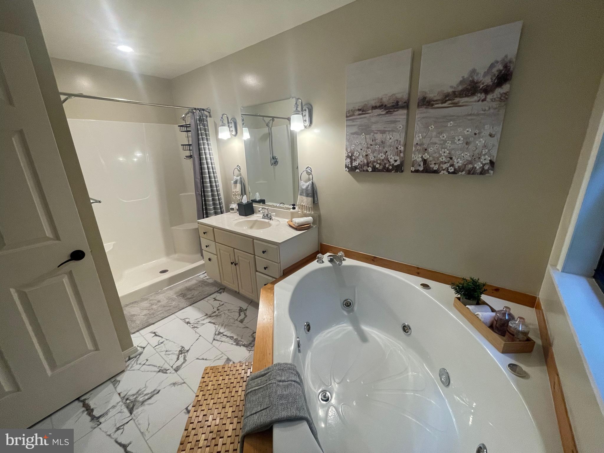 BULL RUN ESTATES - Residential