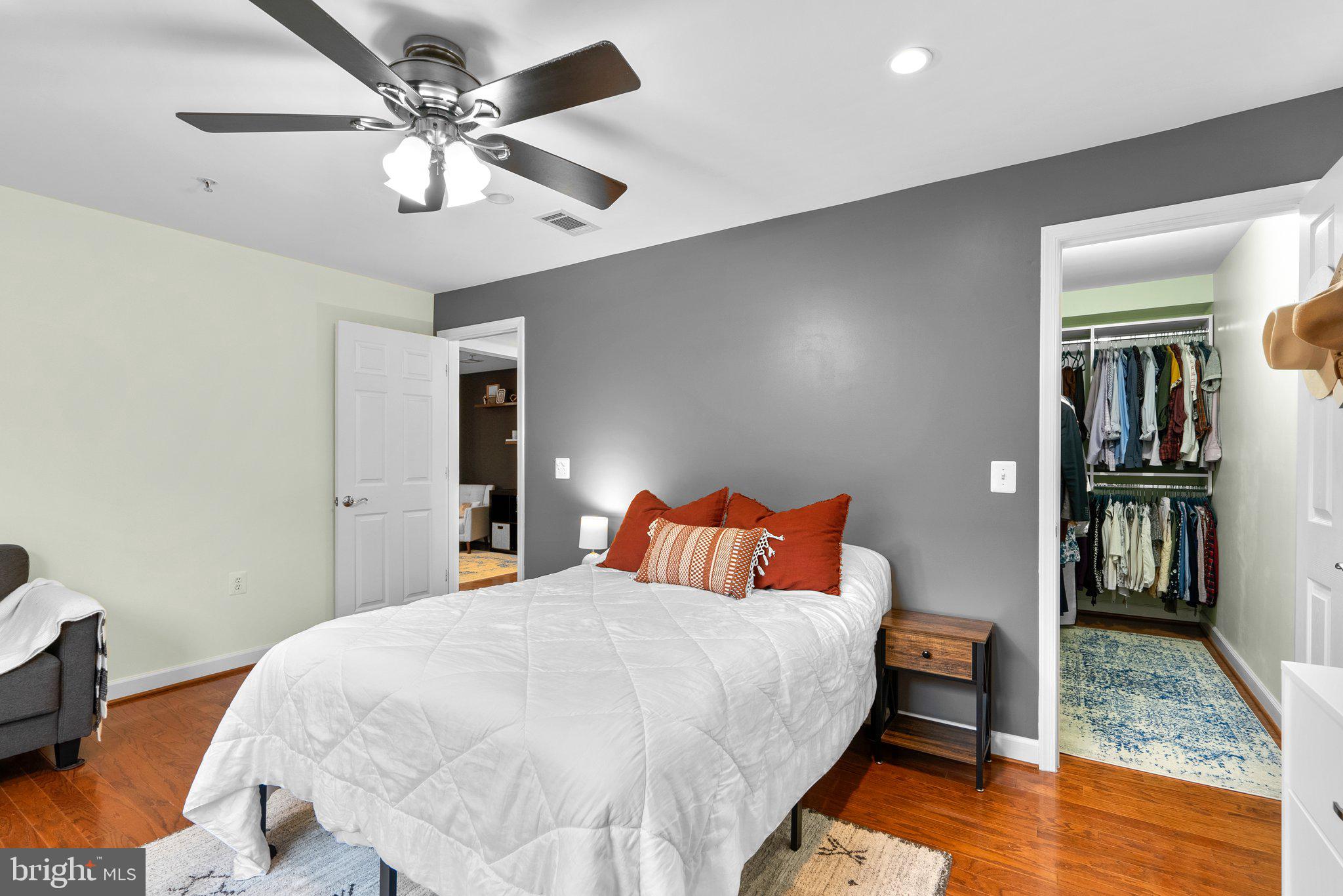 WEST VILLAGE OF SHIRLINGTON - Residential Lease