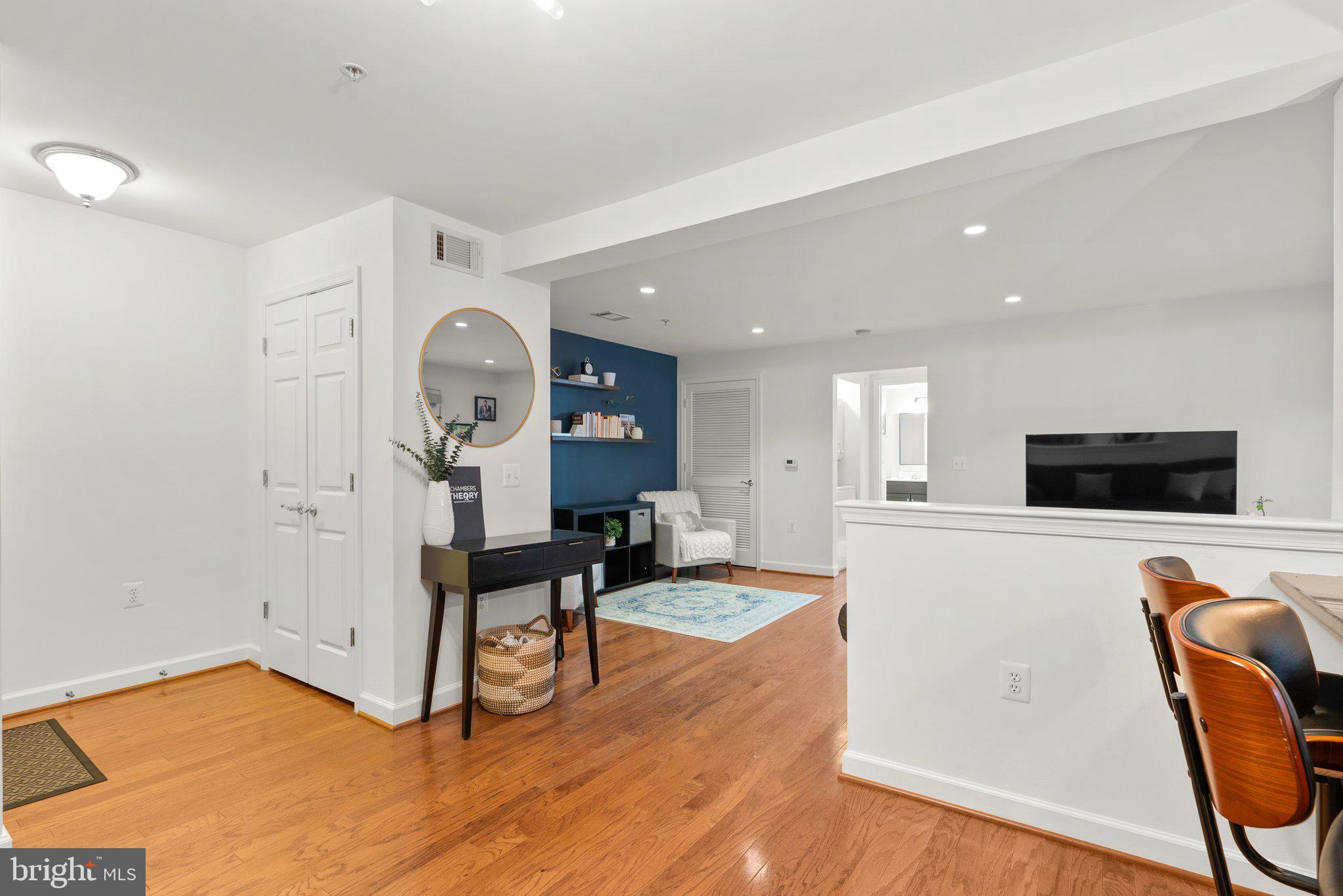 WEST VILLAGE OF SHIRLINGTON - Residential Lease