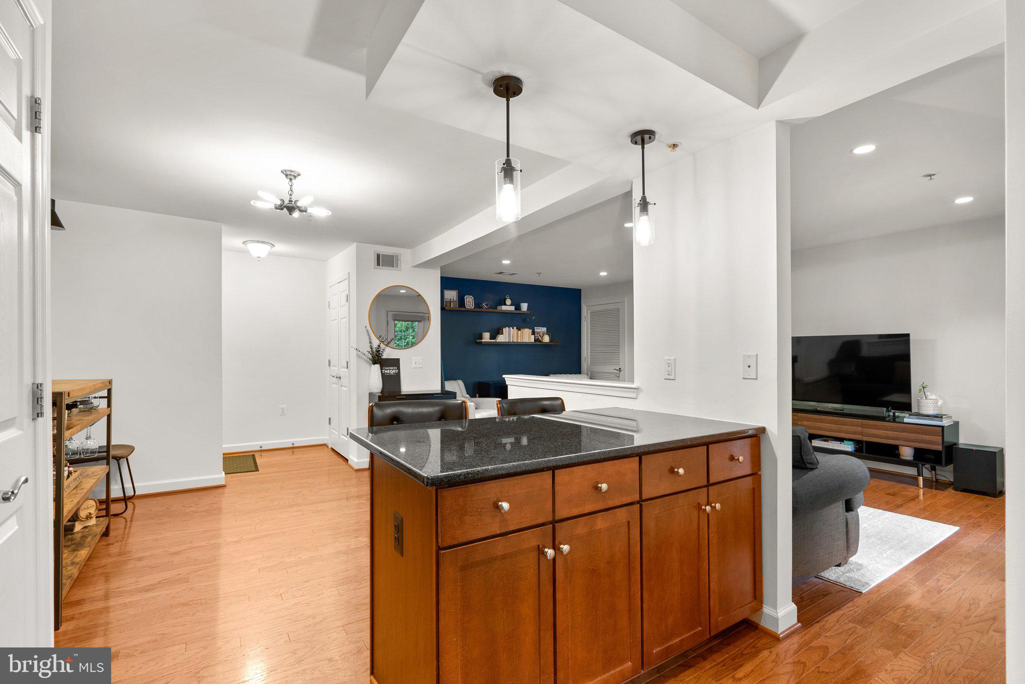 WEST VILLAGE OF SHIRLINGTON - Residential Lease