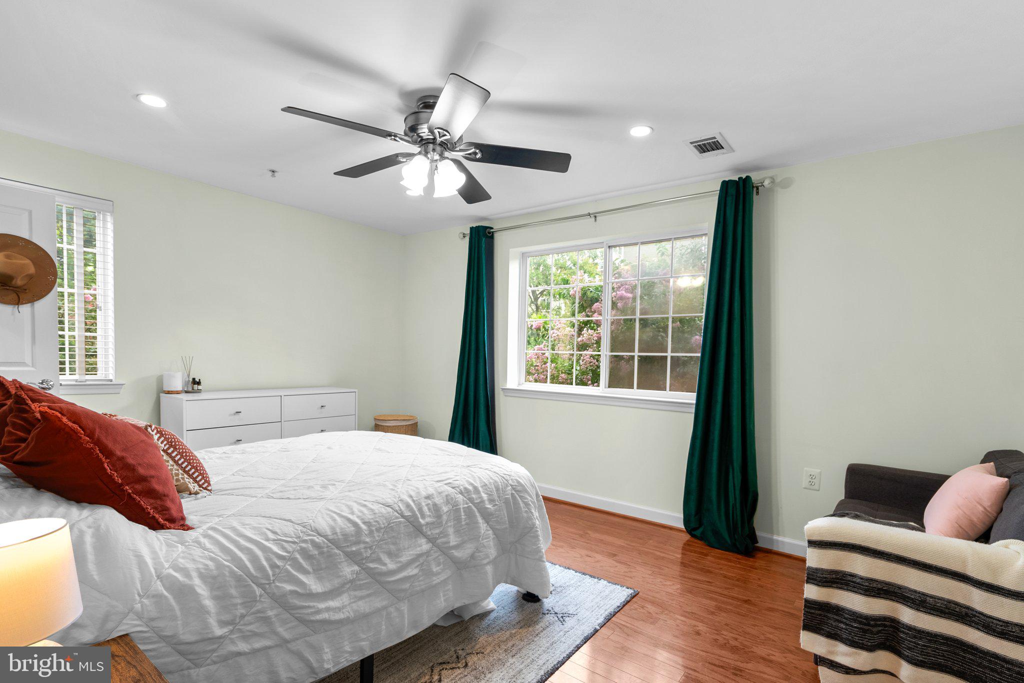 WEST VILLAGE OF SHIRLINGTON - Residential Lease