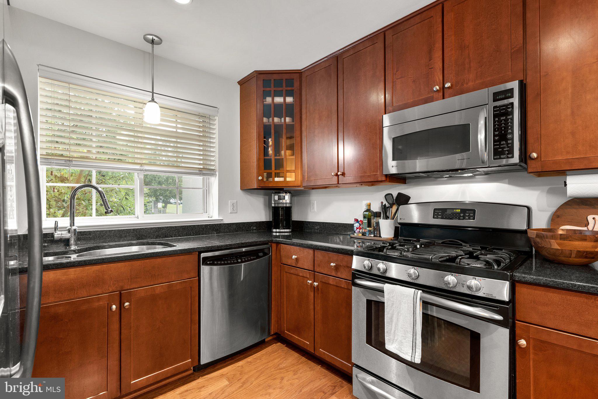 WEST VILLAGE OF SHIRLINGTON - Residential Lease