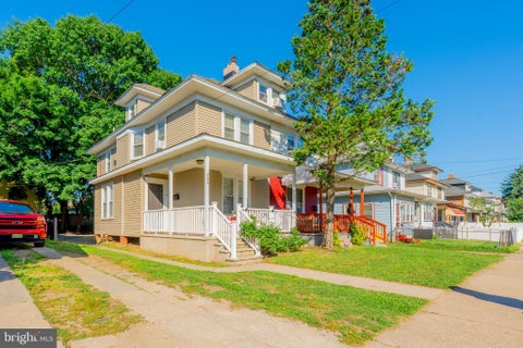 Townhouse For Rent - 233 Park Lane Ln<br/> HAMILTON, NJ 08609
