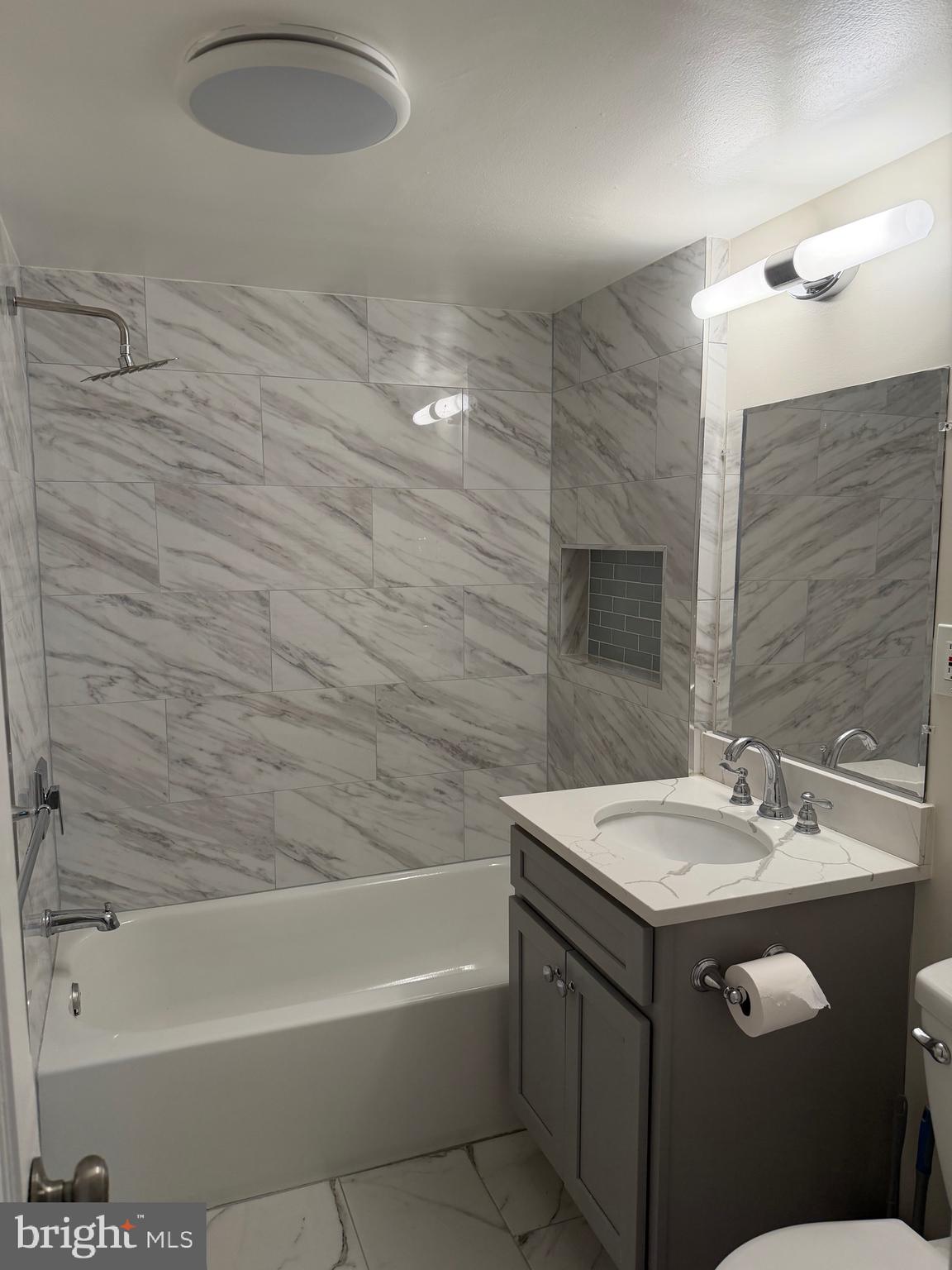 3816 V STREET SE 102