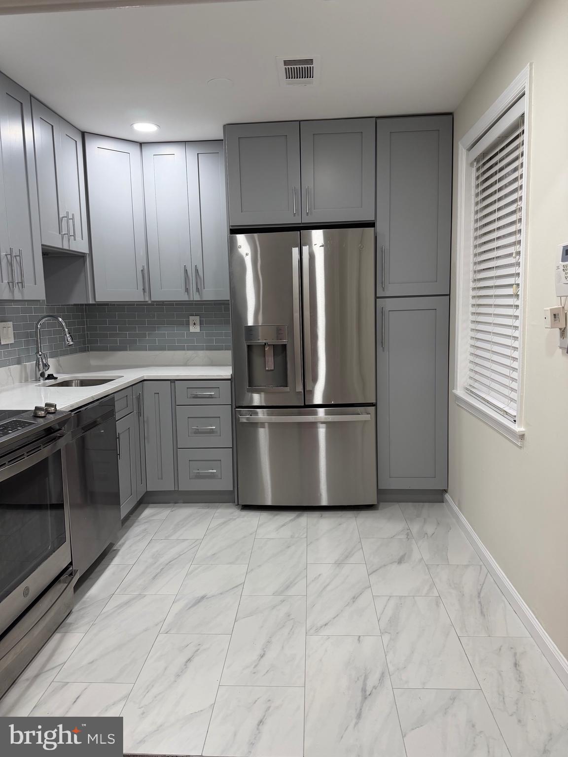 3816 V STREET SE 102