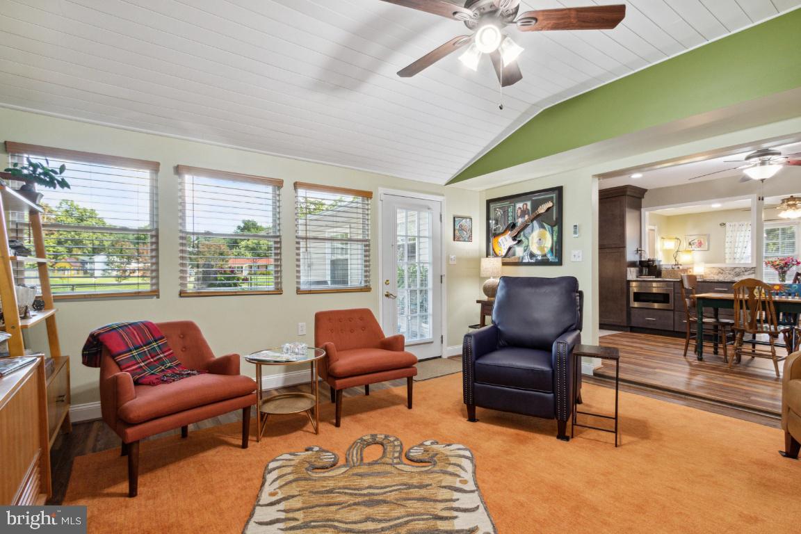 ST CHARLES - CARRINGTON - Residential