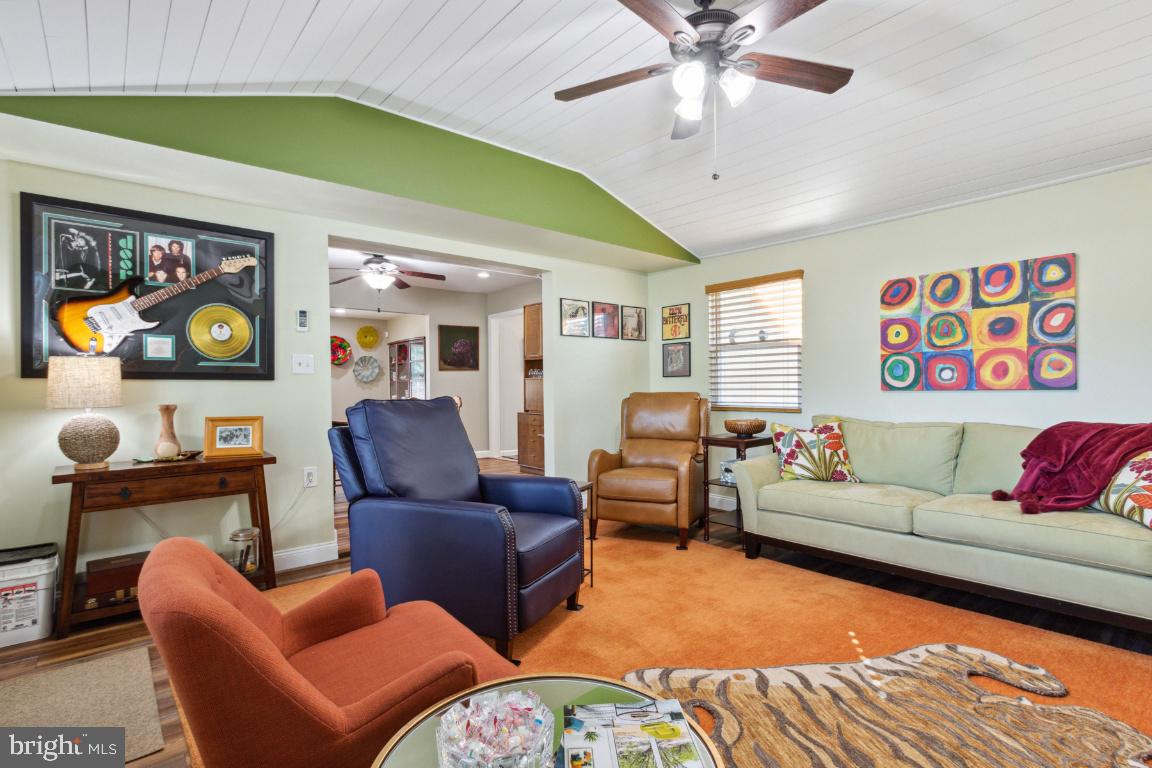 ST CHARLES - CARRINGTON - Residential