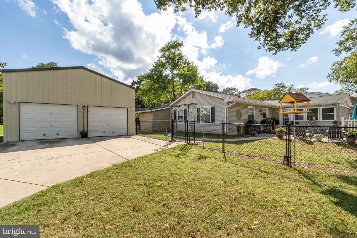 ST CHARLES - CARRINGTON - Residential