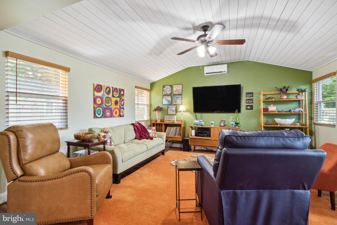 ST CHARLES - CARRINGTON - Residential