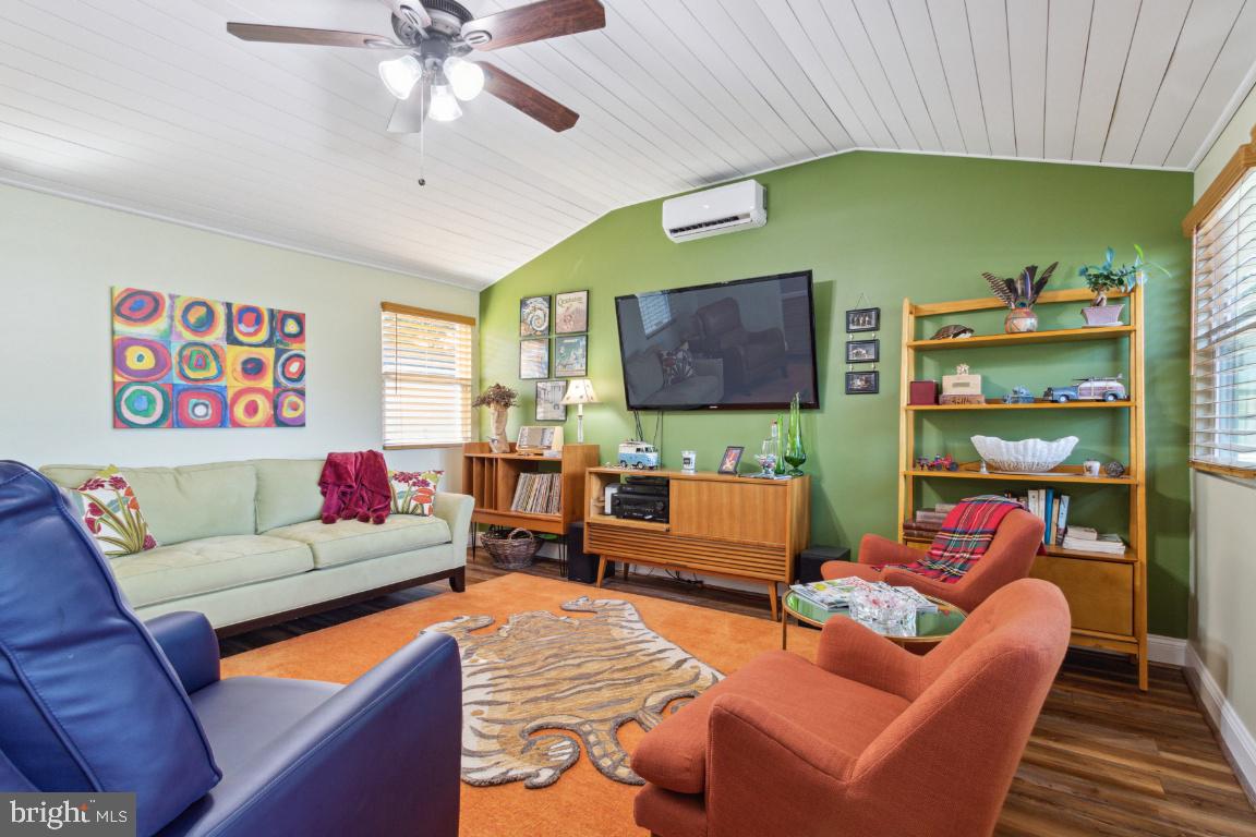 ST CHARLES - CARRINGTON - Residential