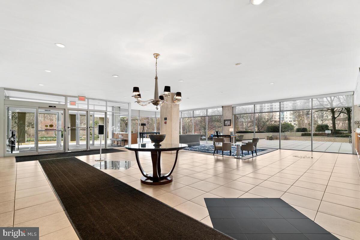 GROSVENOR - Residential