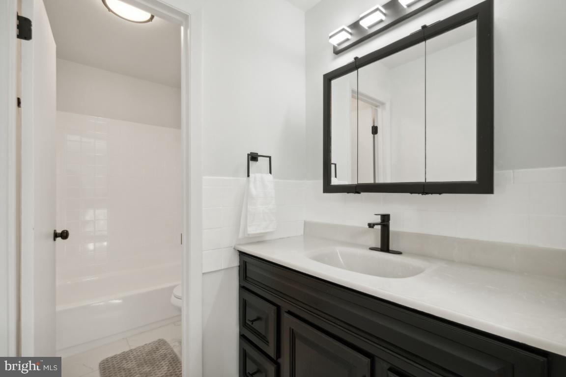 WILLIAMSTOWN - Residential Lease