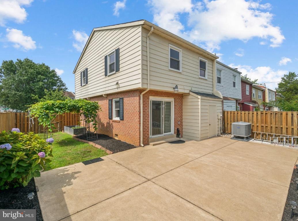 WILLIAMSTOWN - Residential Lease