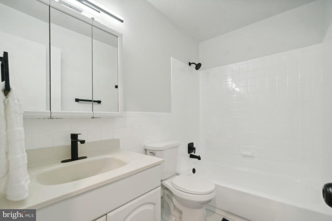 WILLIAMSTOWN - Residential Lease