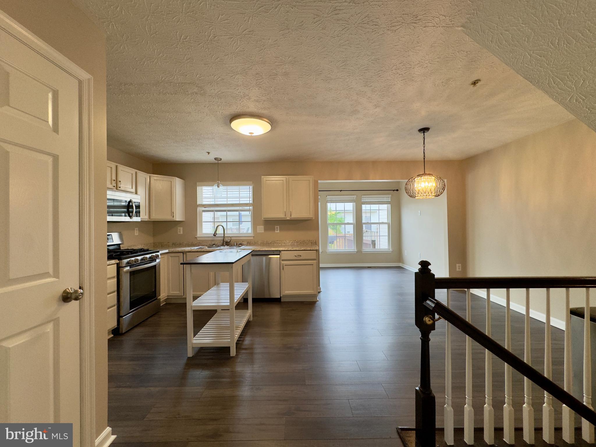 ROSEDALE - Residential Lease