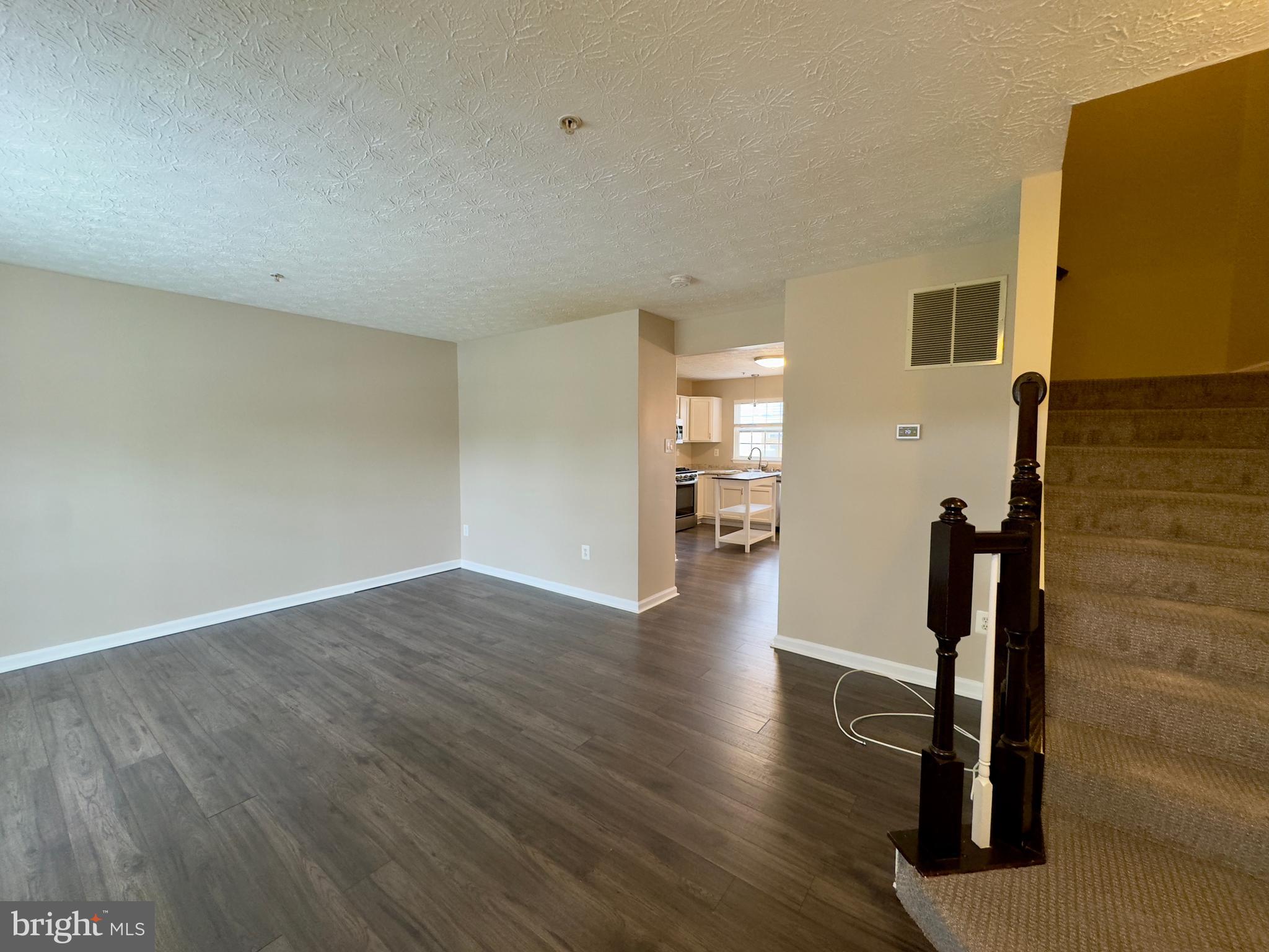 ROSEDALE - Residential Lease