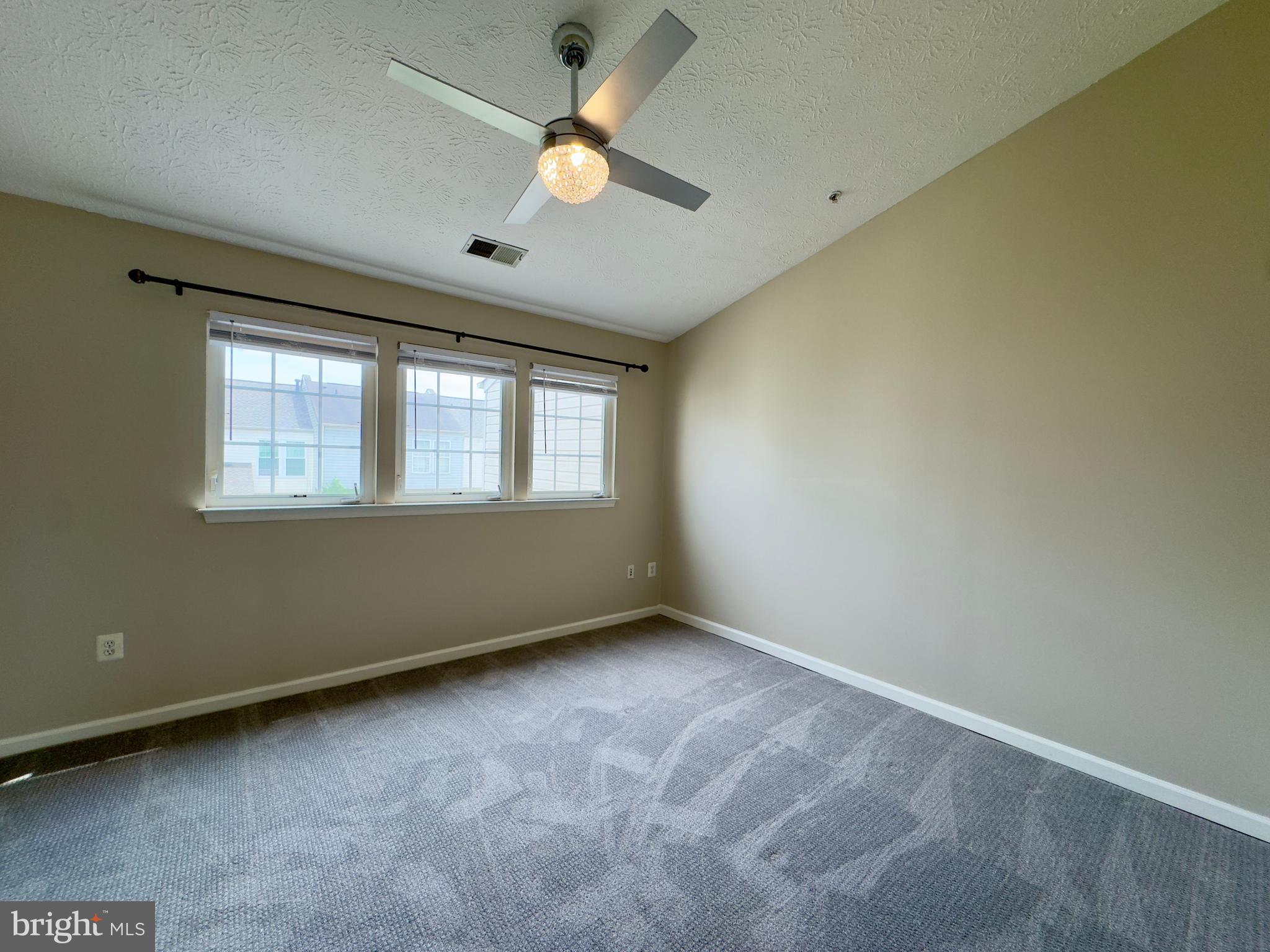 ROSEDALE - Residential Lease