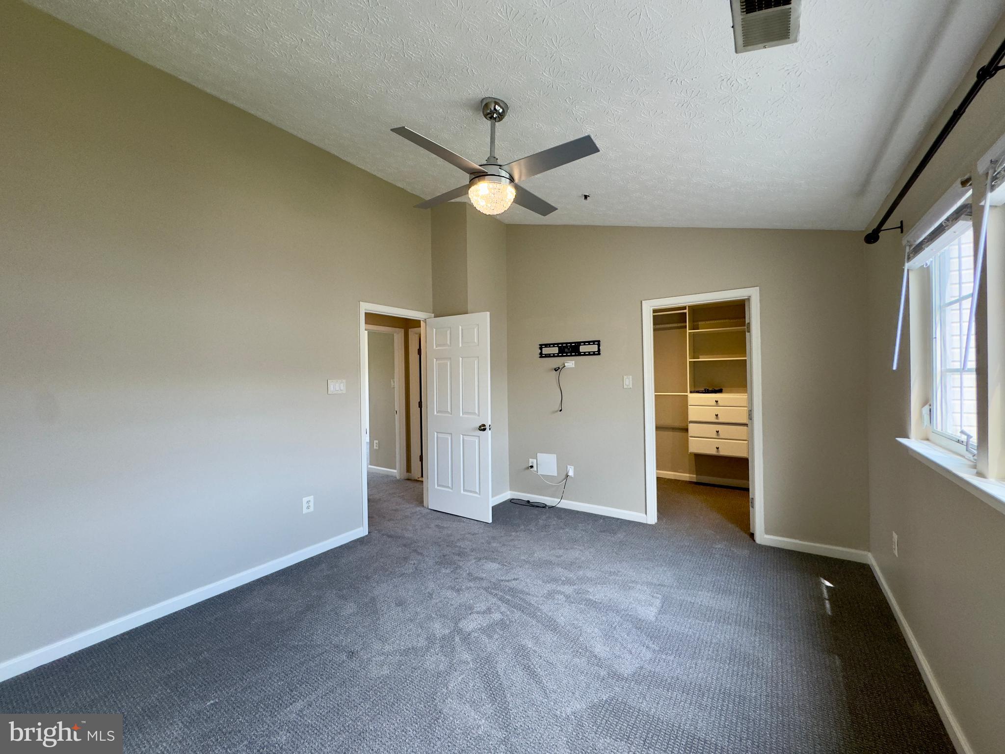 ROSEDALE - Residential Lease