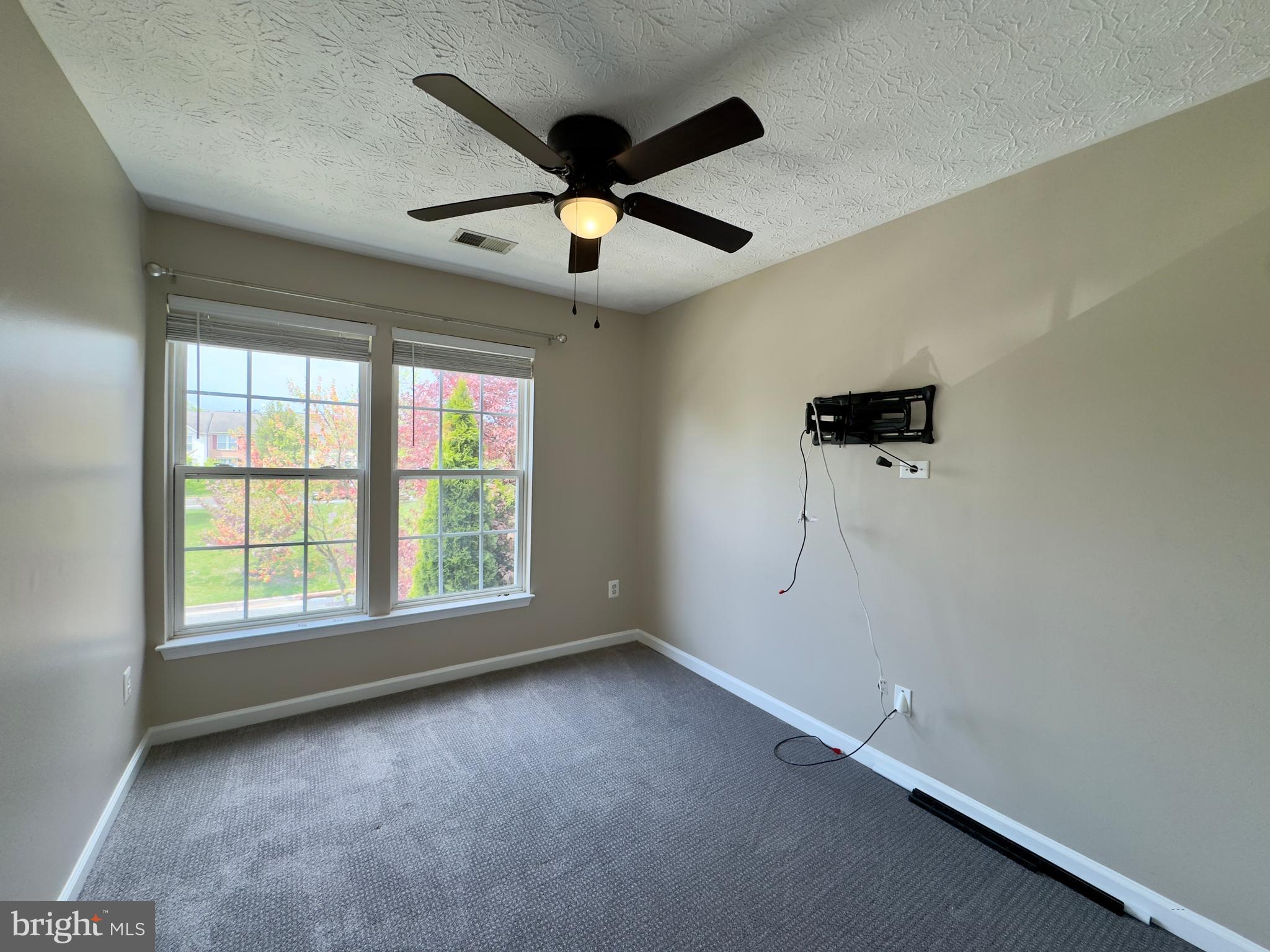 ROSEDALE - Residential Lease