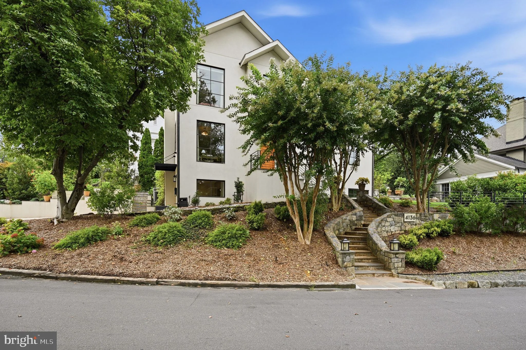 4136 25th Street N, Arlington, VA, 22207
