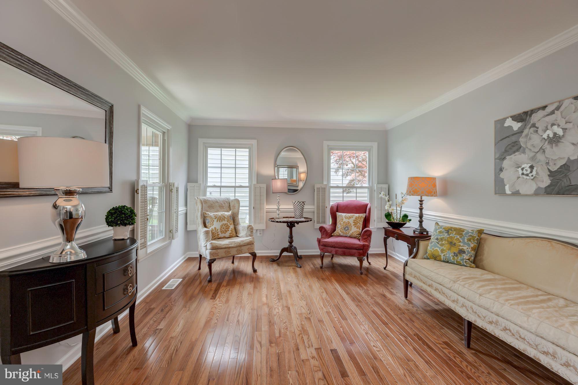 SIGNAL HILL - Residential