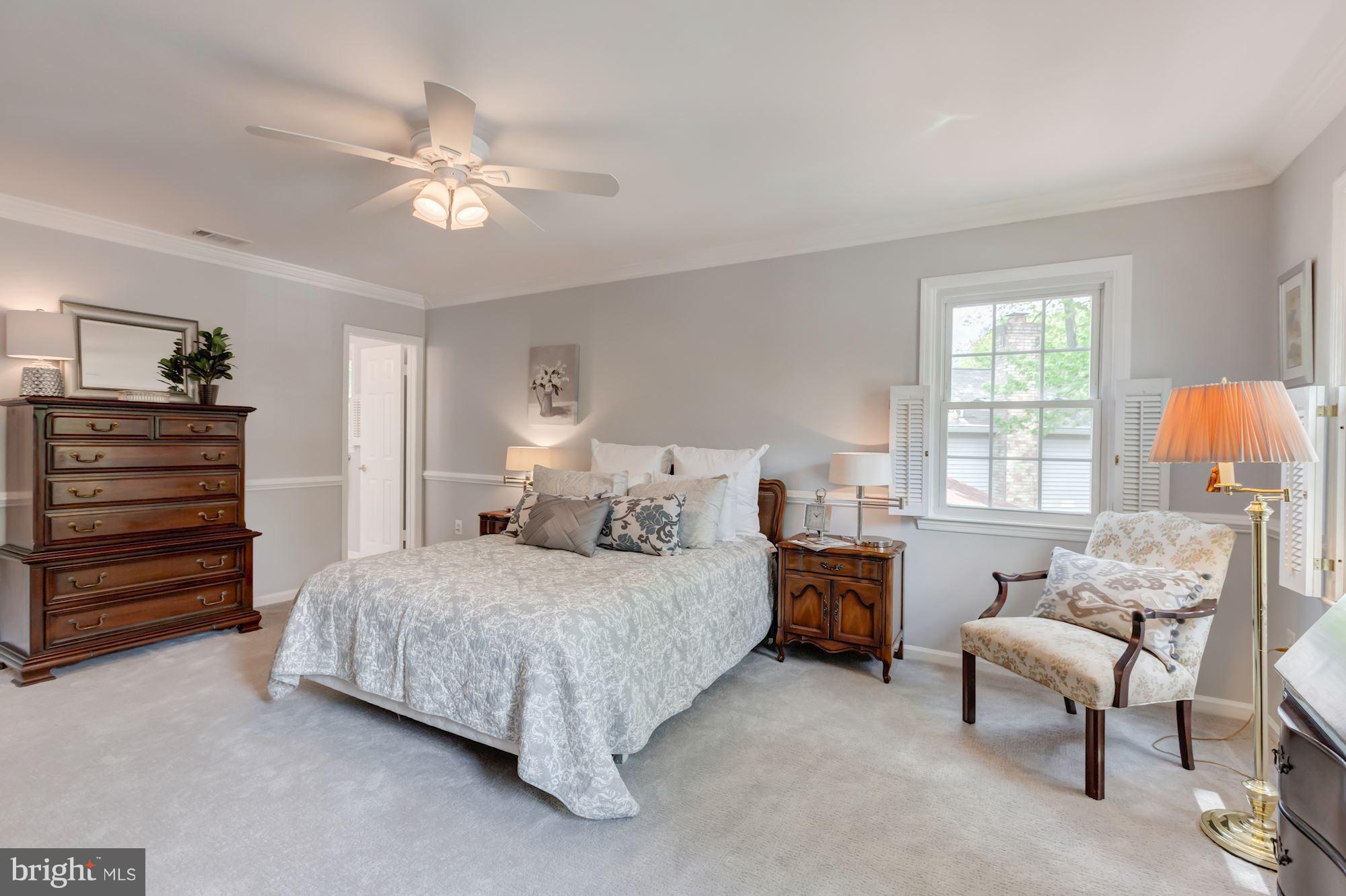 SIGNAL HILL - Residential