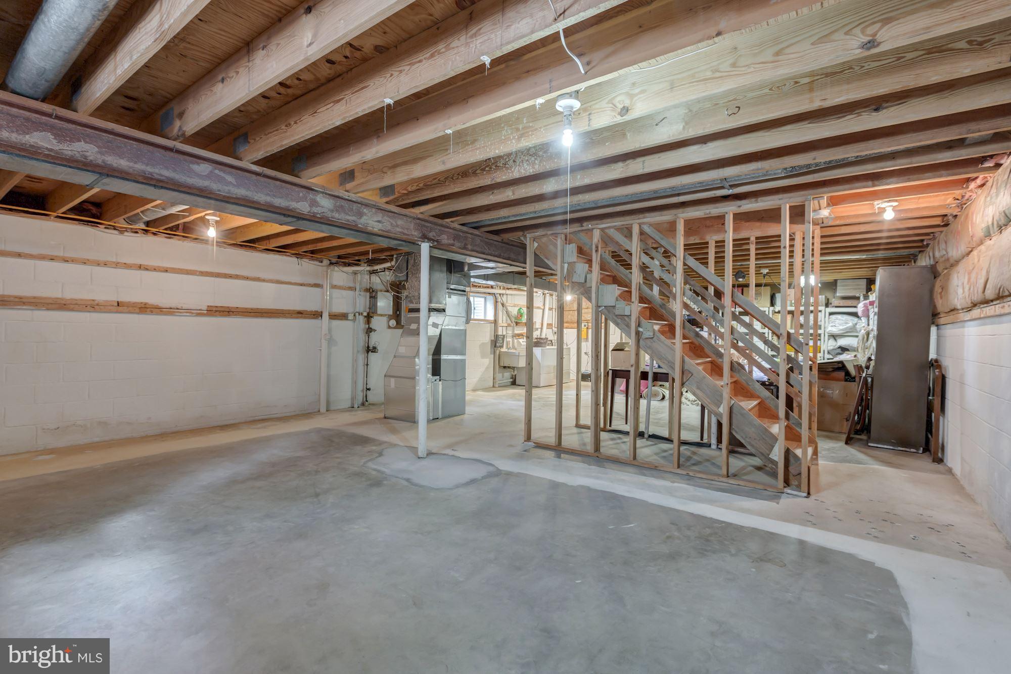 SIGNAL HILL - Residential