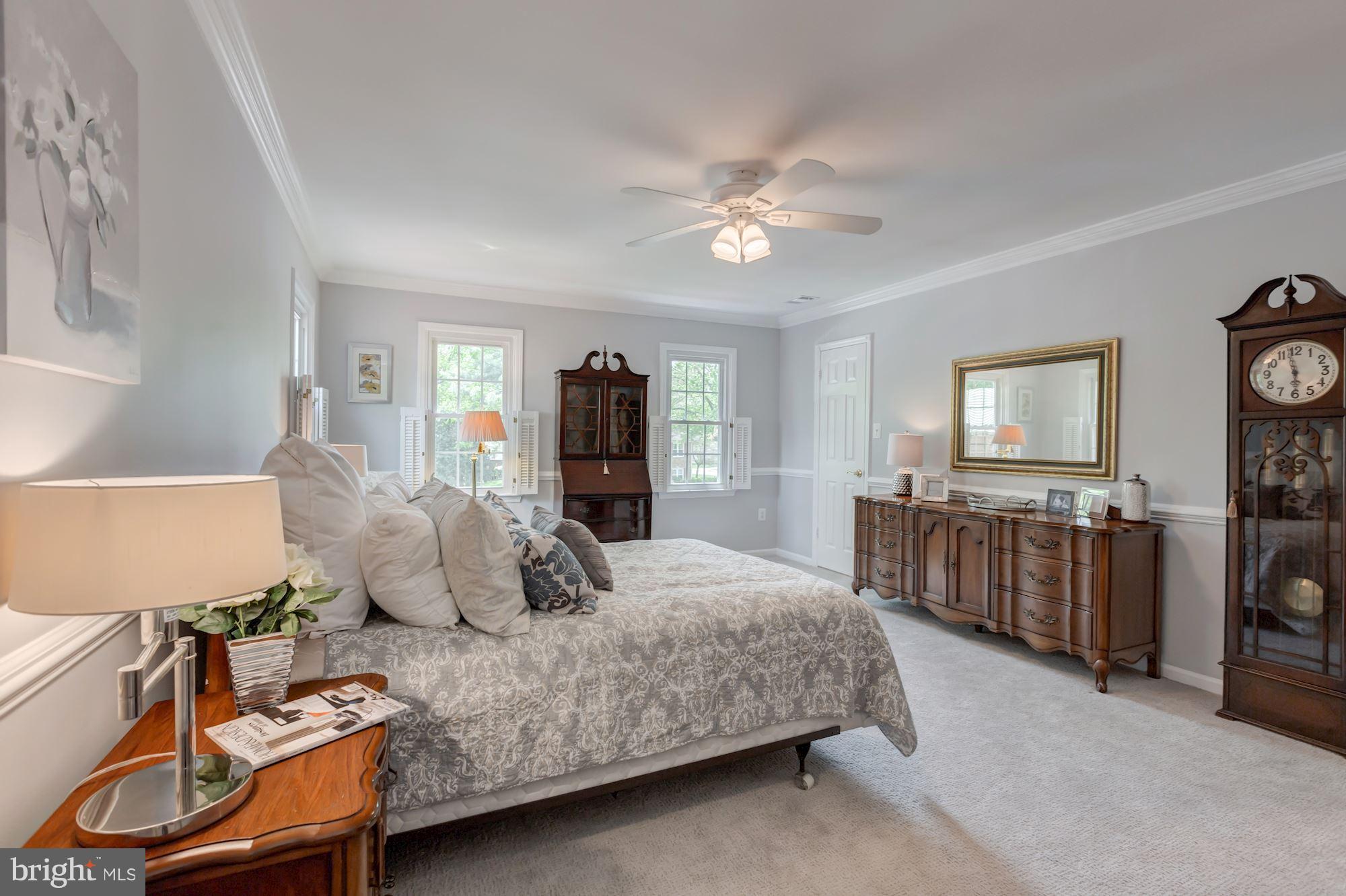 SIGNAL HILL - Residential