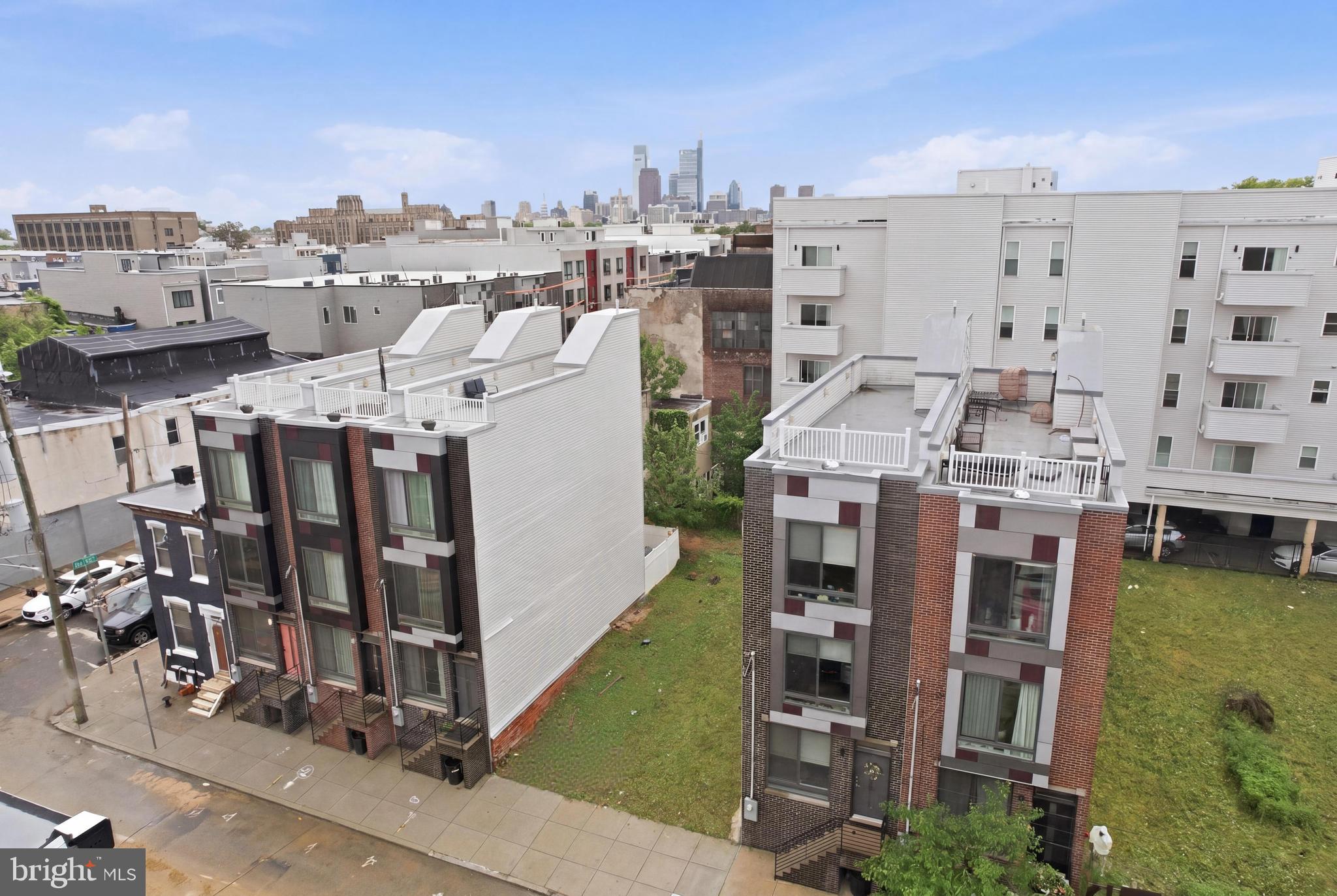 2530 W OXFORD STREET