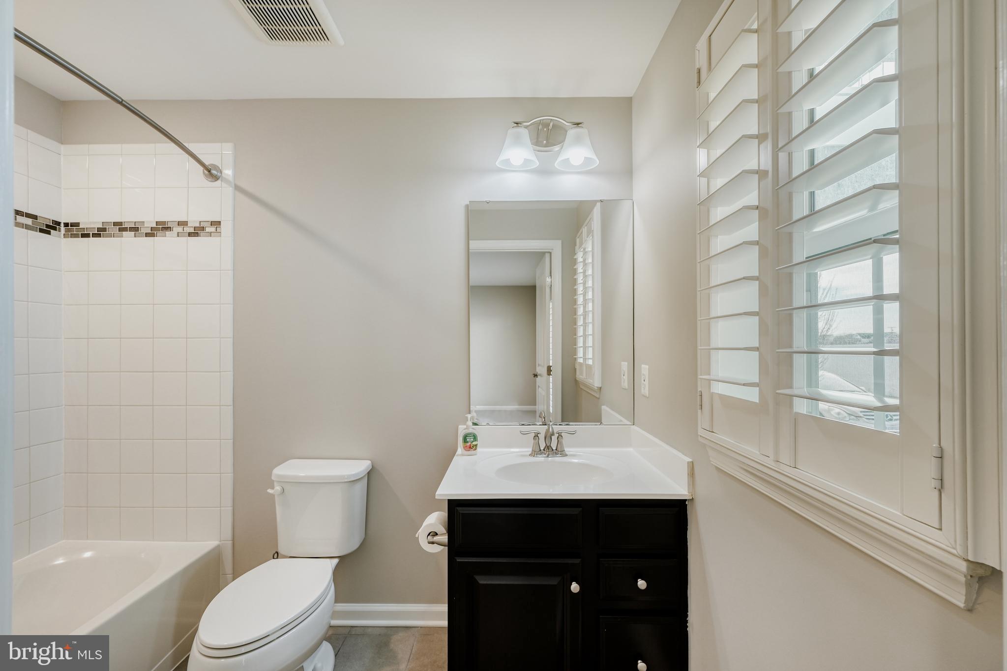 SHELTERED HARBOR - Residential