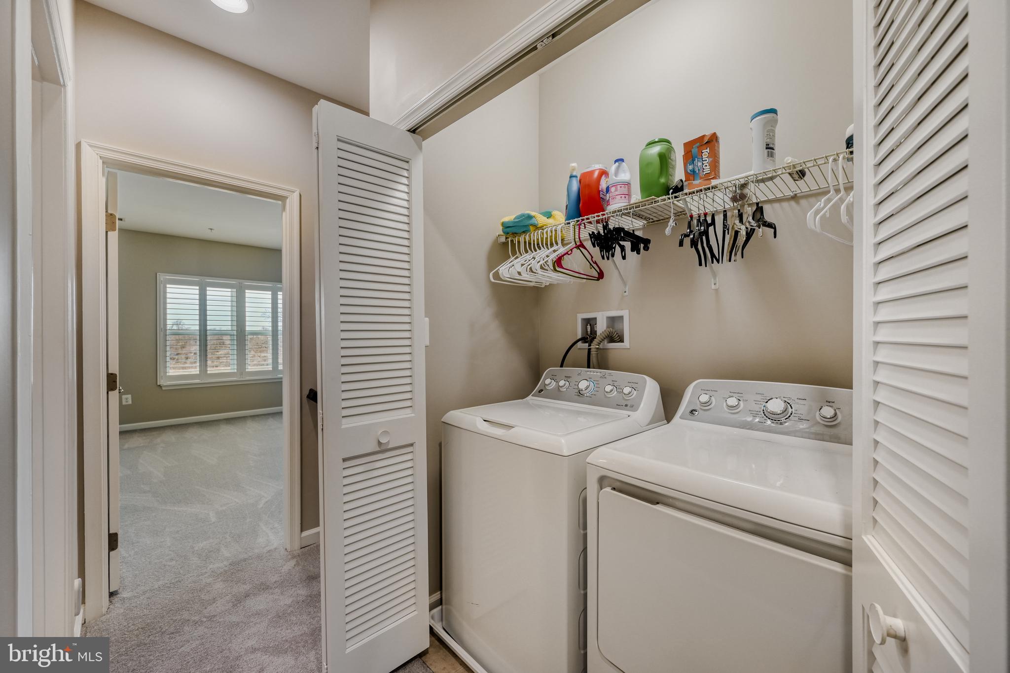 SHELTERED HARBOR - Residential