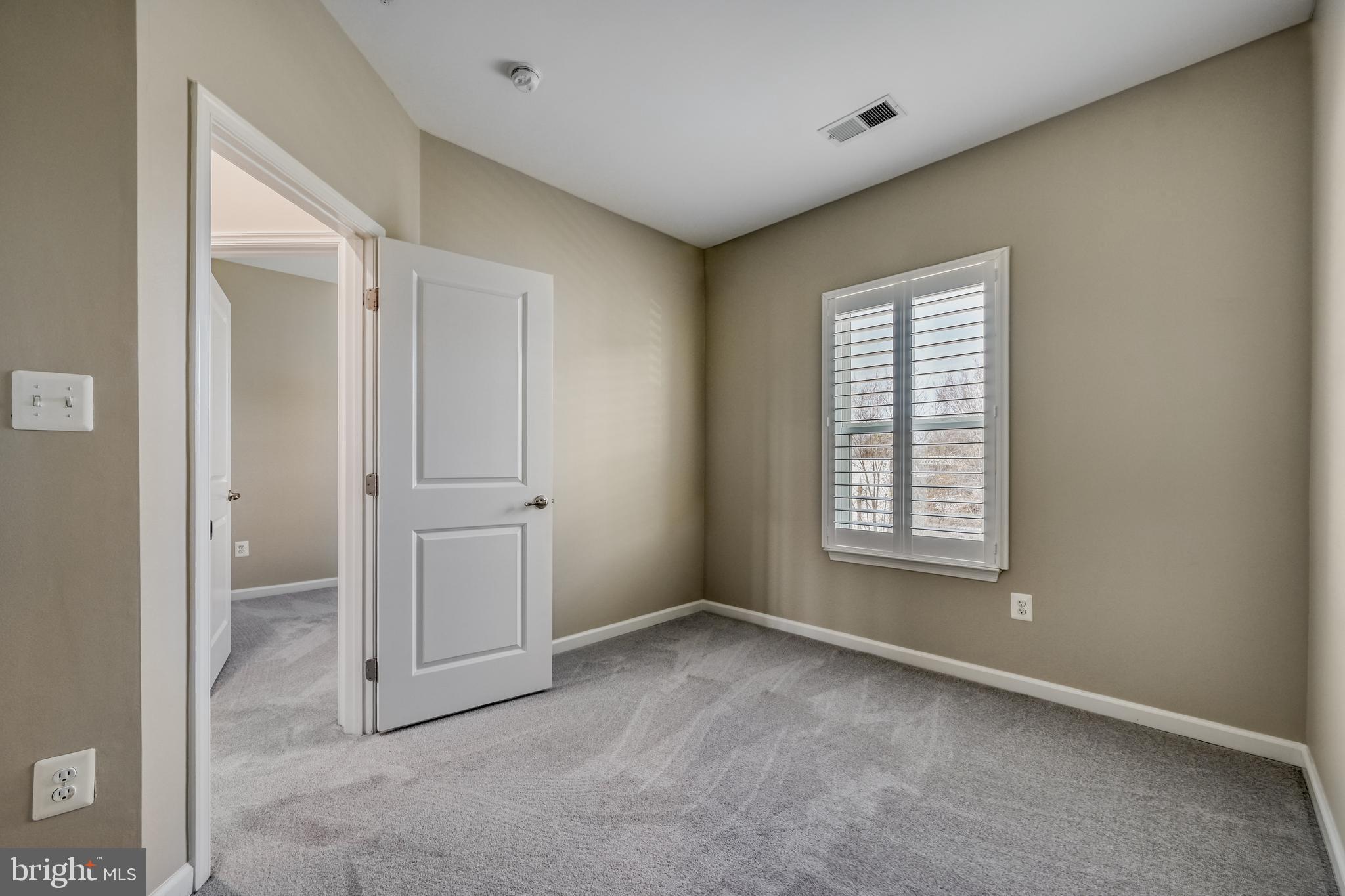 SHELTERED HARBOR - Residential