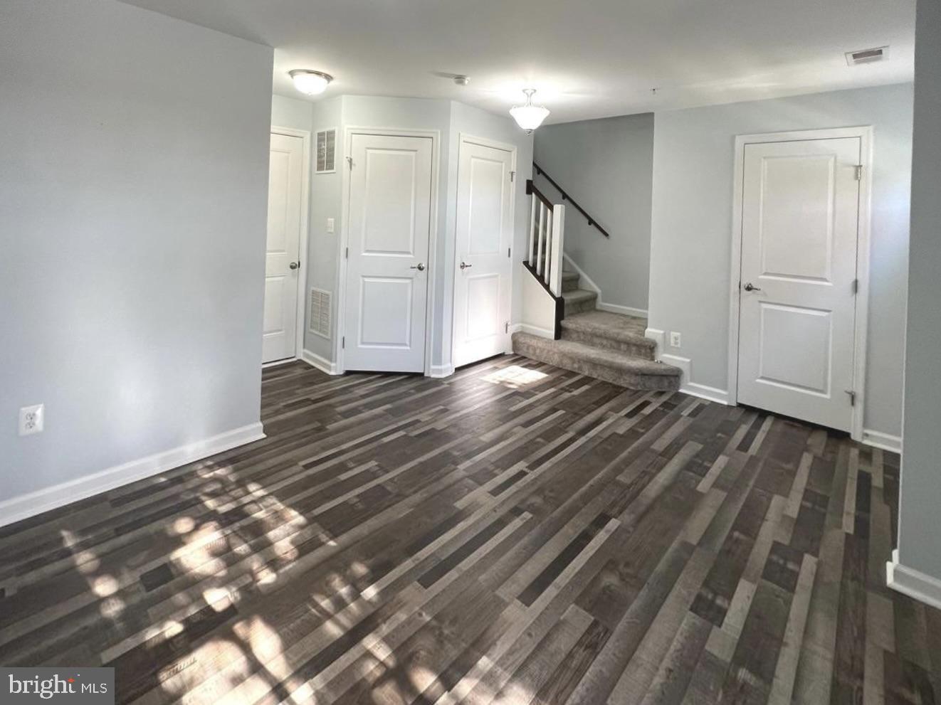 7484 WILLOW BOTTOM ROAD