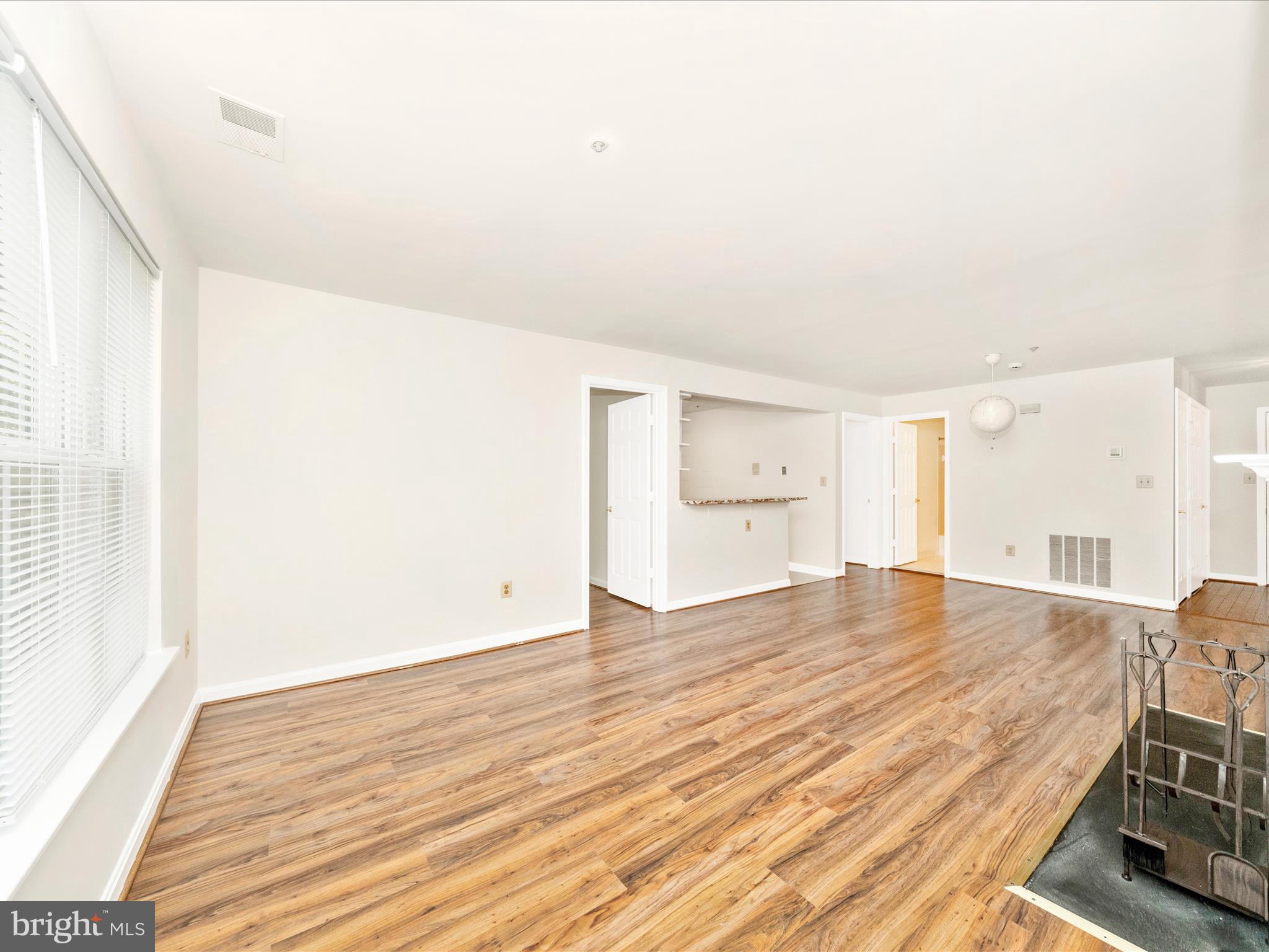 KENTLANDS RIDGE - Residential Lease