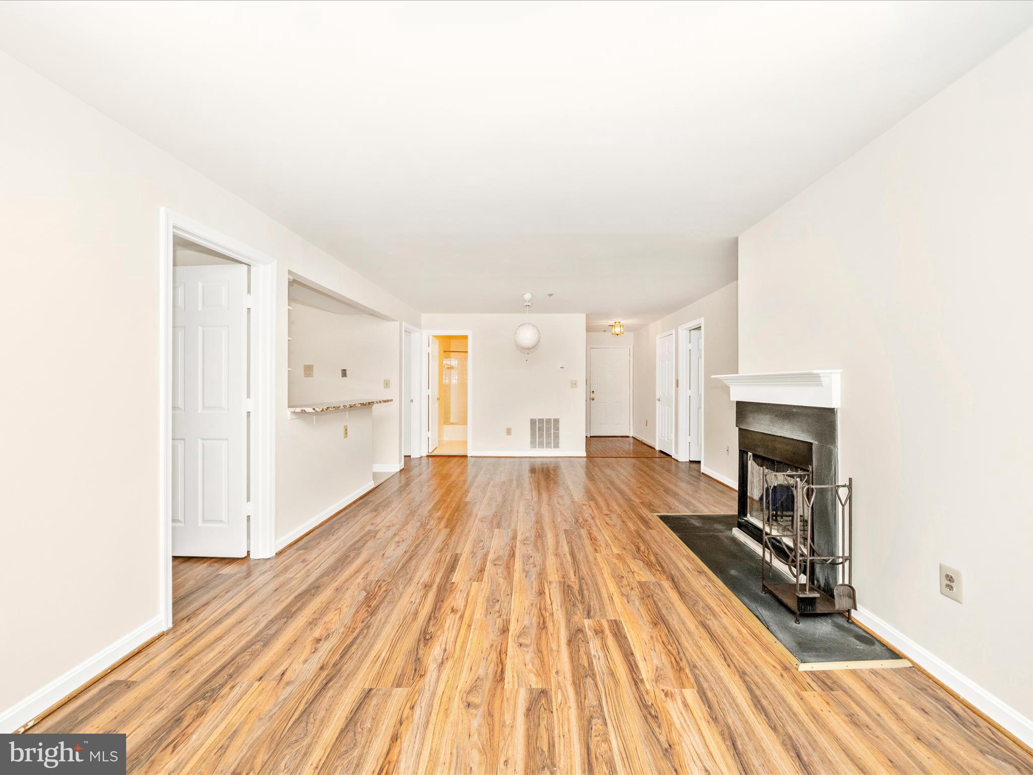 KENTLANDS RIDGE - Residential Lease