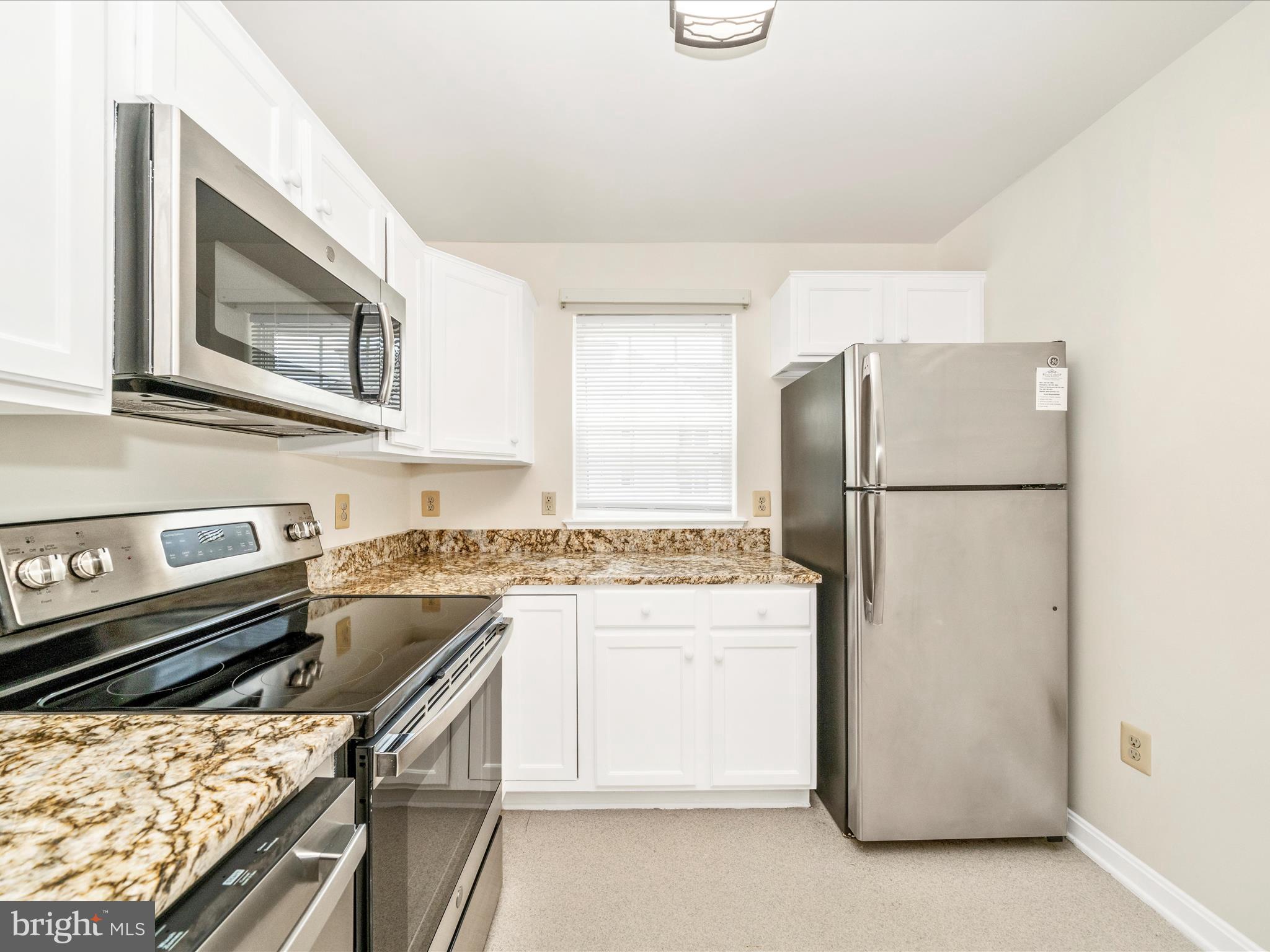 KENTLANDS RIDGE - Residential Lease