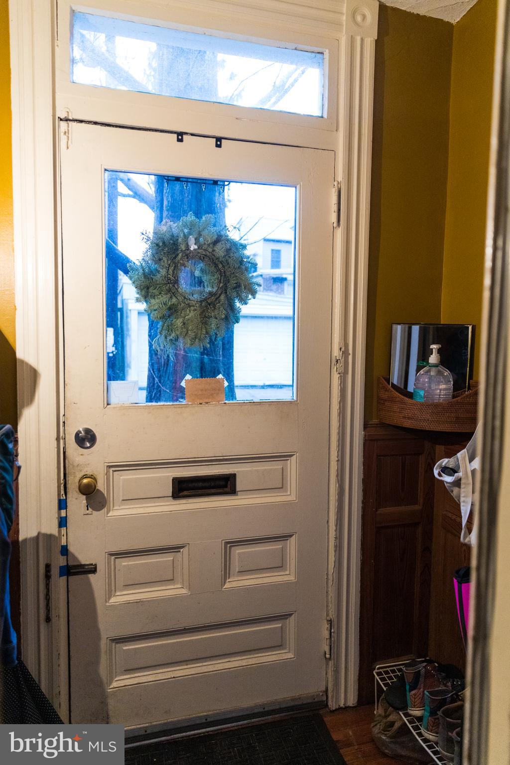 CHESTNUT HILL - Residential