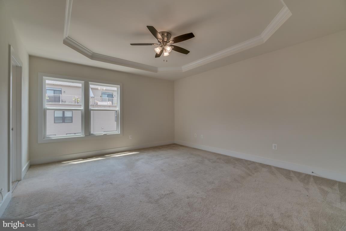 SM ONE LOUDOUN CONDO - Residential Lease