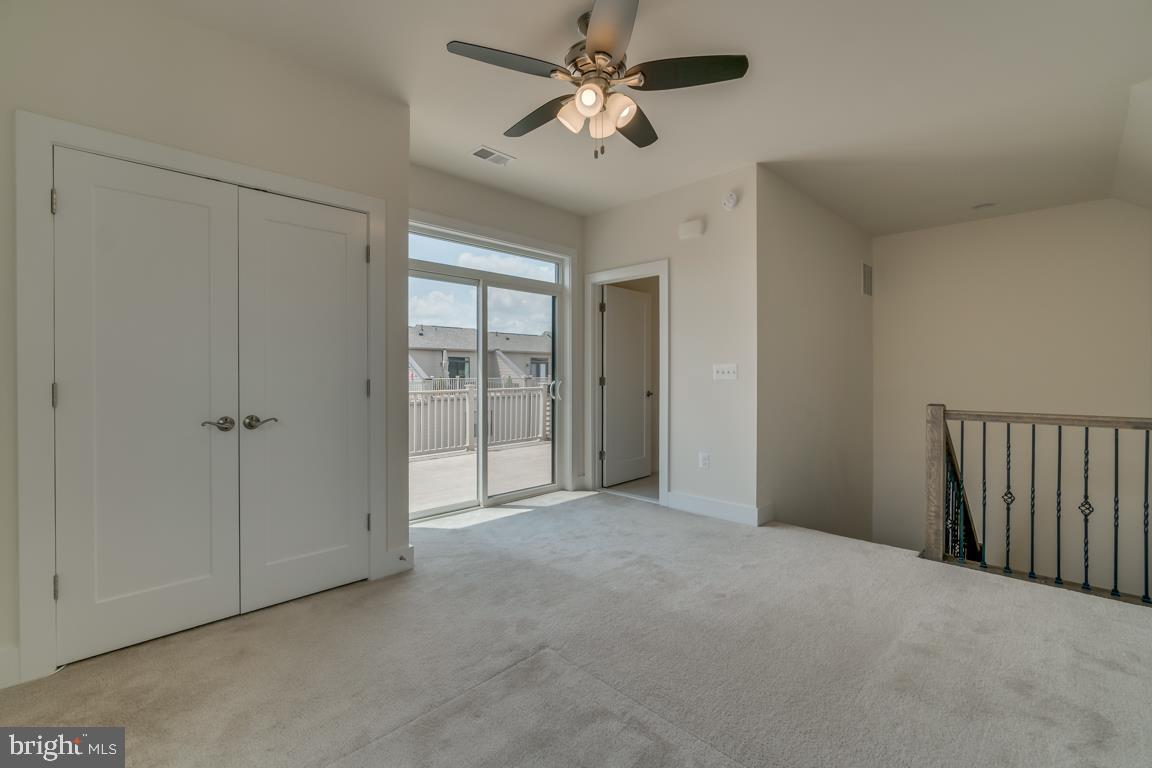 SM ONE LOUDOUN CONDO - Residential Lease