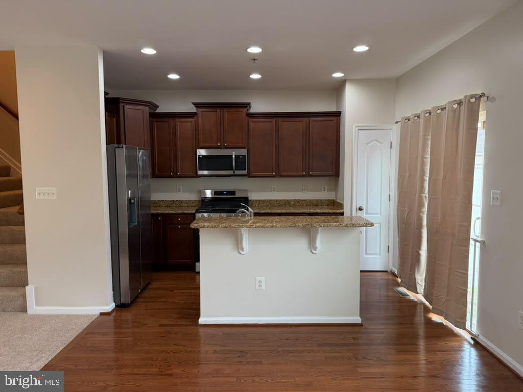 8493 WINDING TRAIL