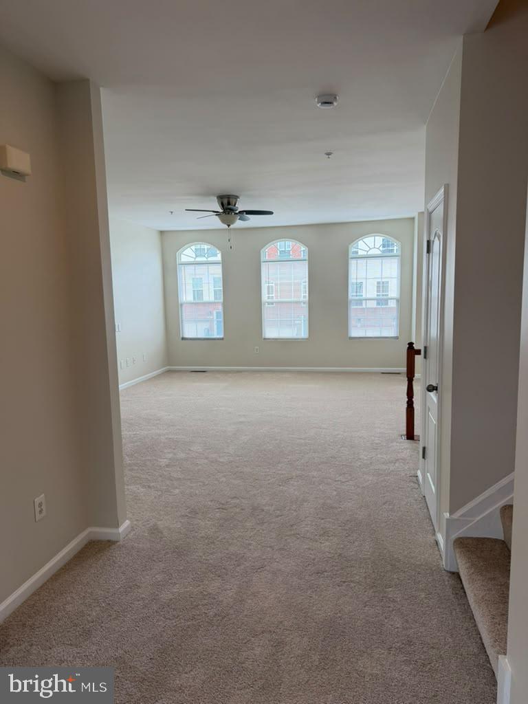 8493 WINDING TRAIL